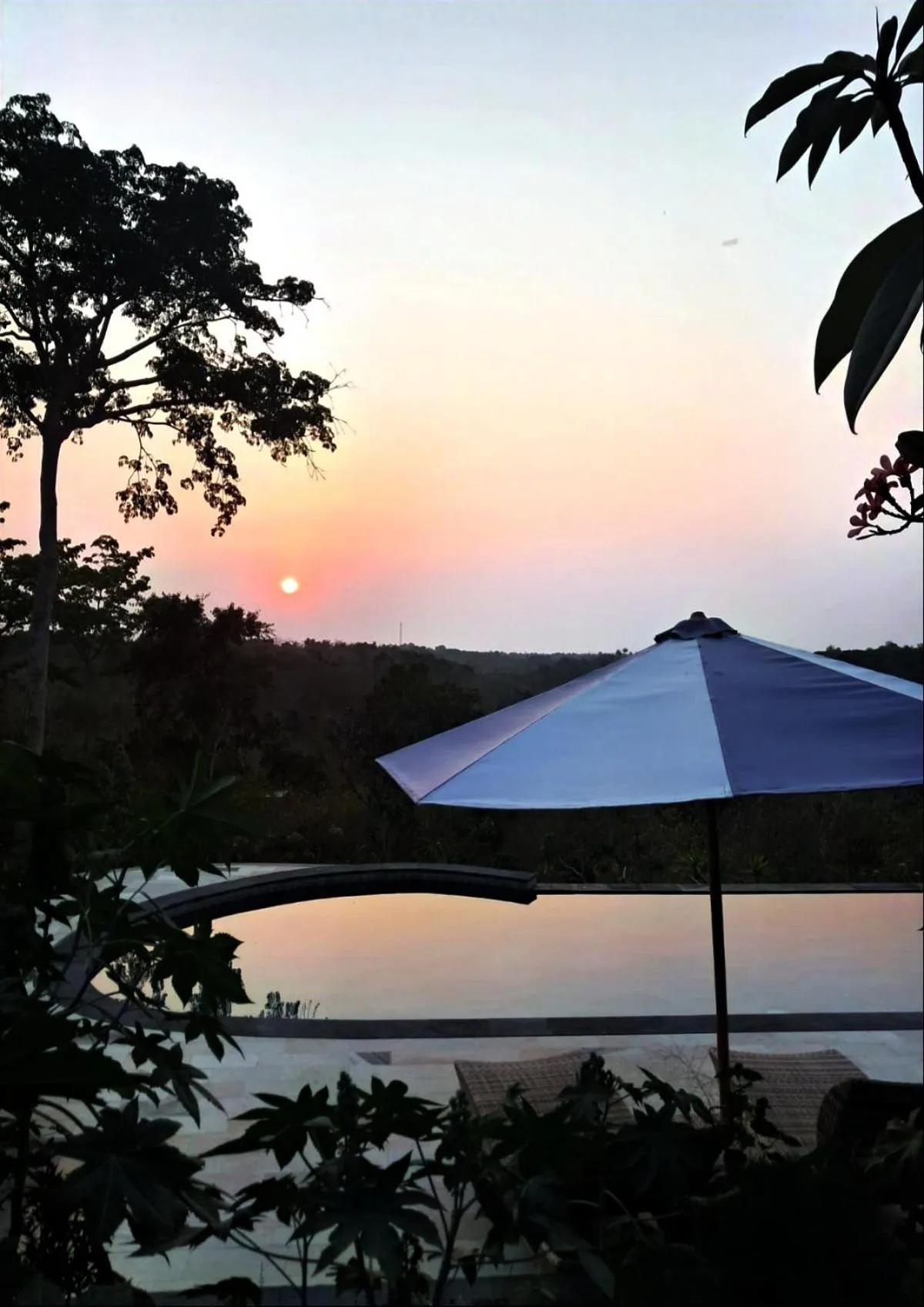 Sunset in Kubuhill Sunset Bungalow