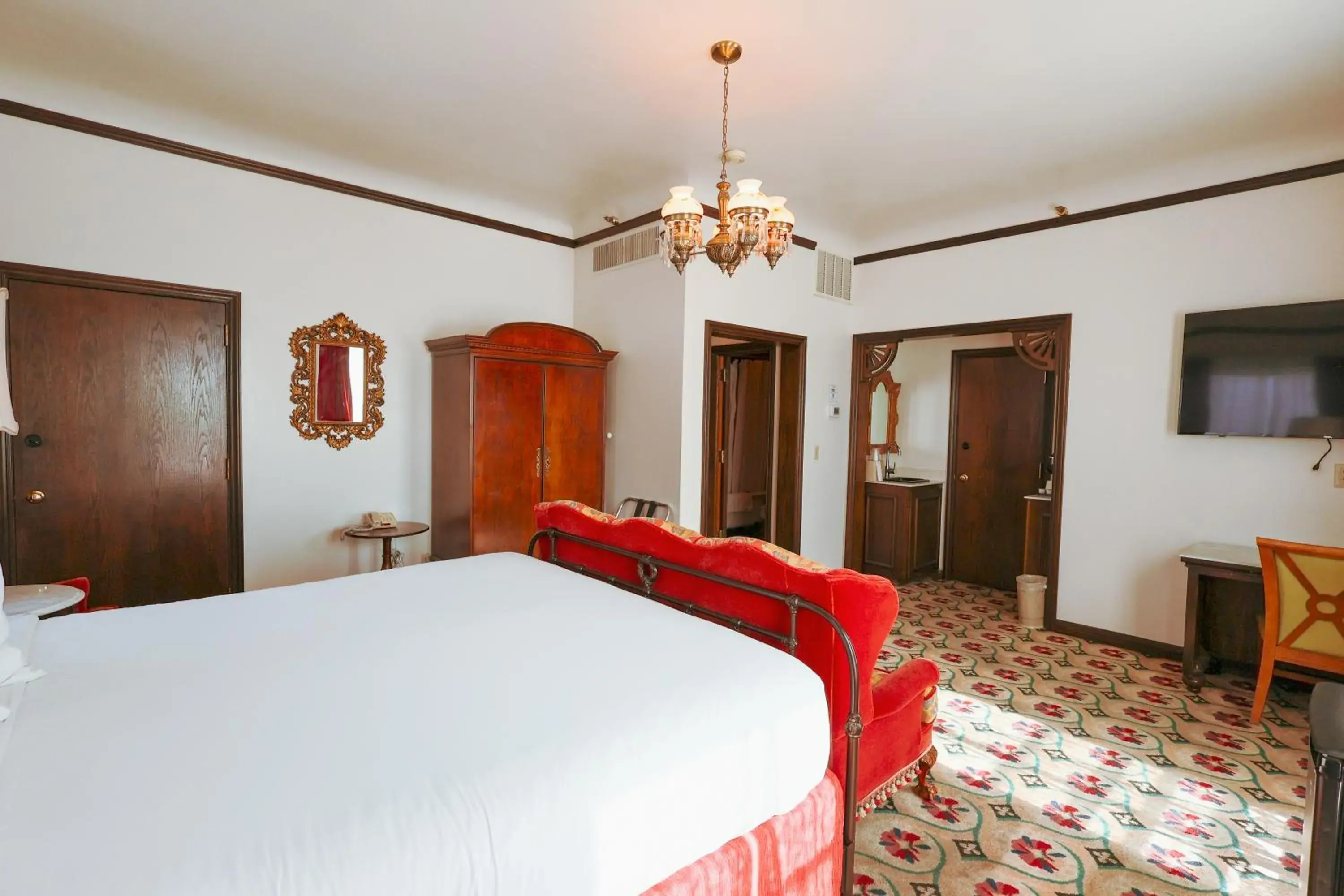 Junior Suite in Mizpah Hotel Junior Suite in Mizpah Hotel