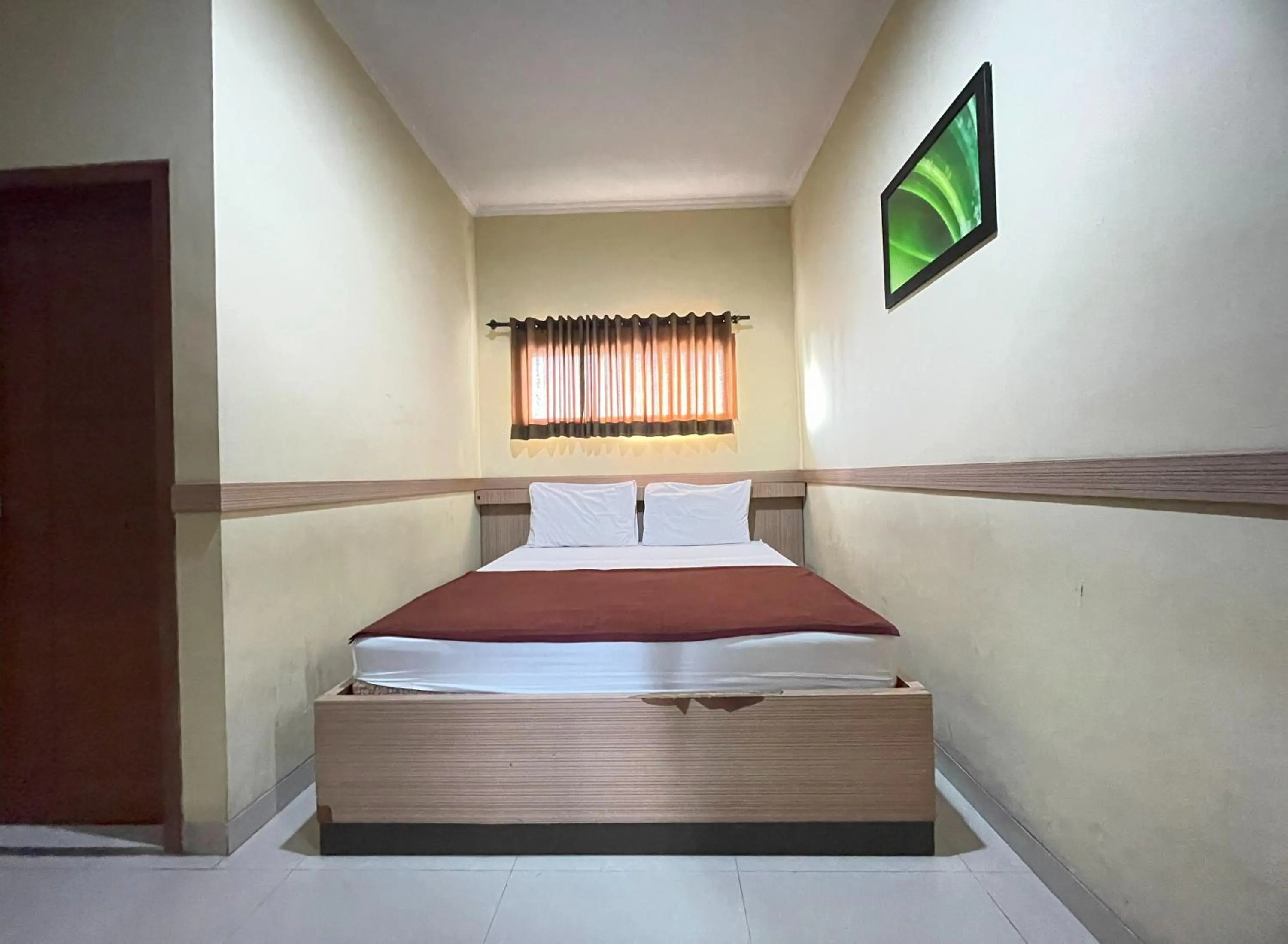 Bed in Hotel Cemara Hijau