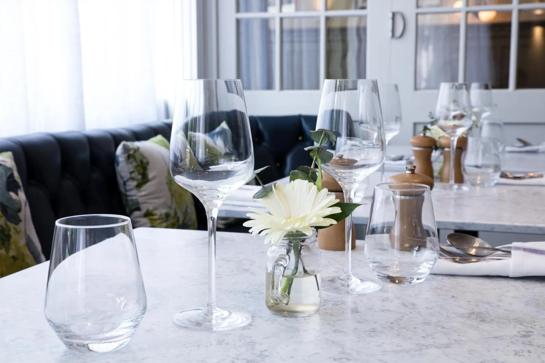 Restaurant/places to eat in The Fox & Goose Hotel