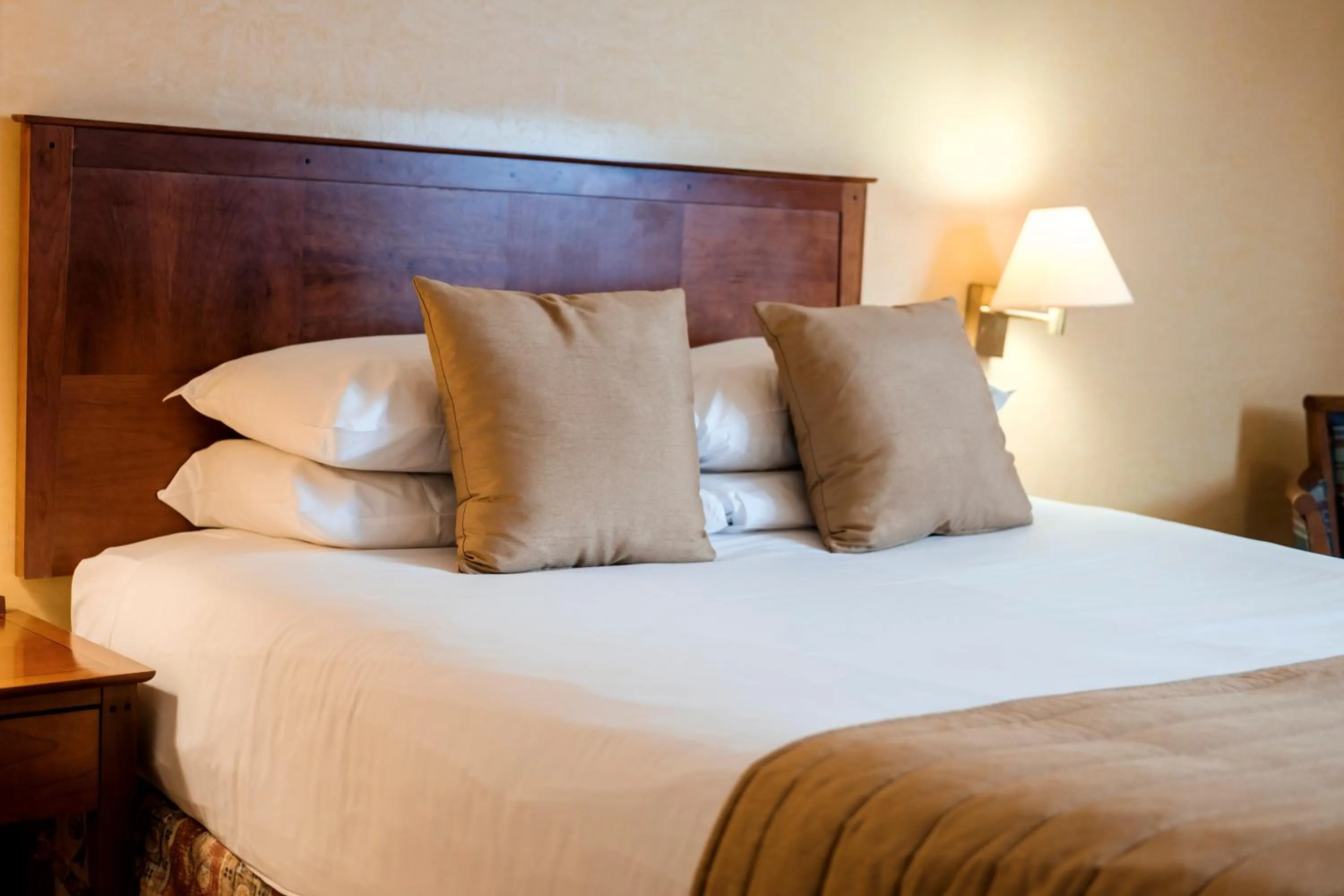 Bed in The Fox & Goose Hotel