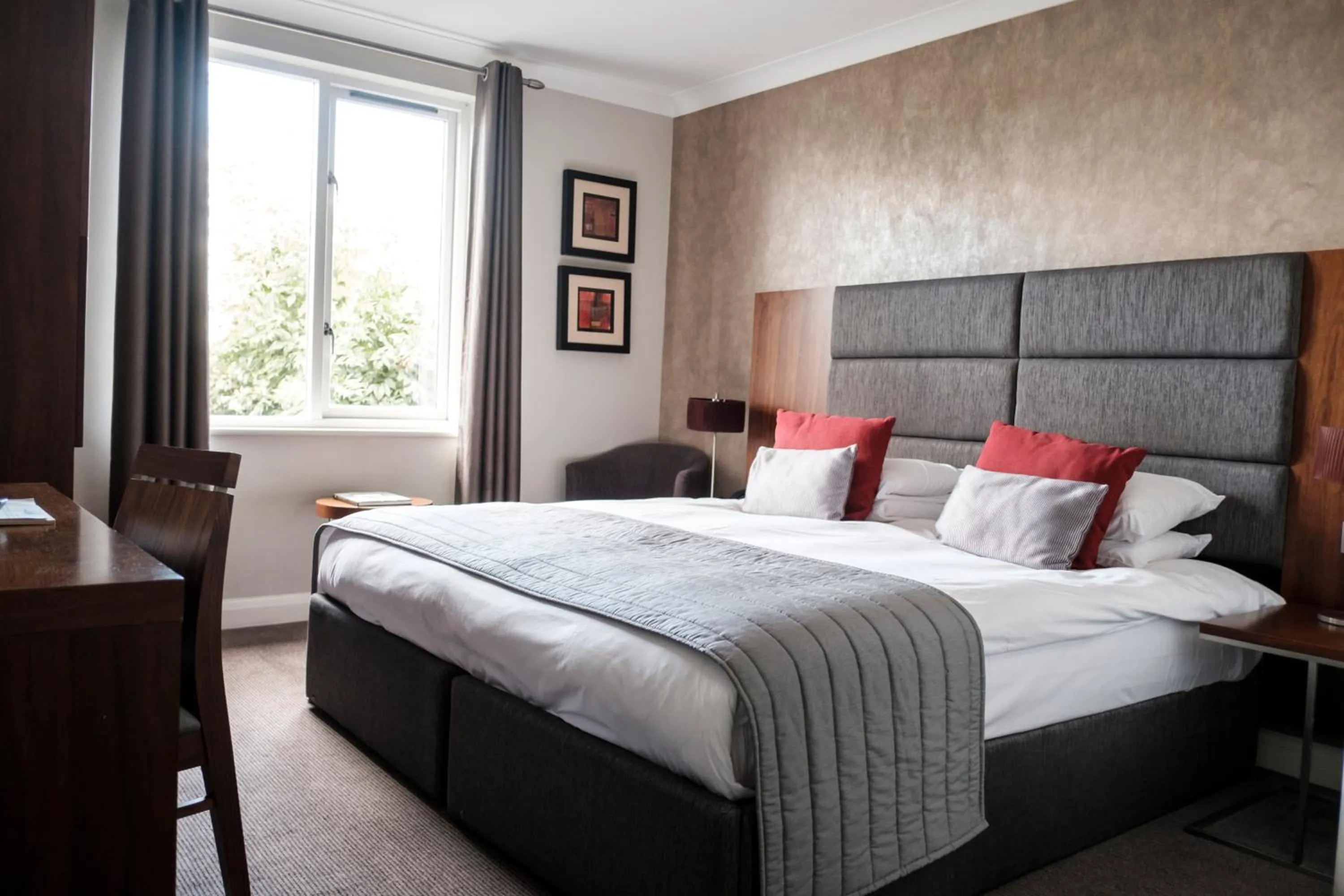 Bed in The Fox & Goose Hotel