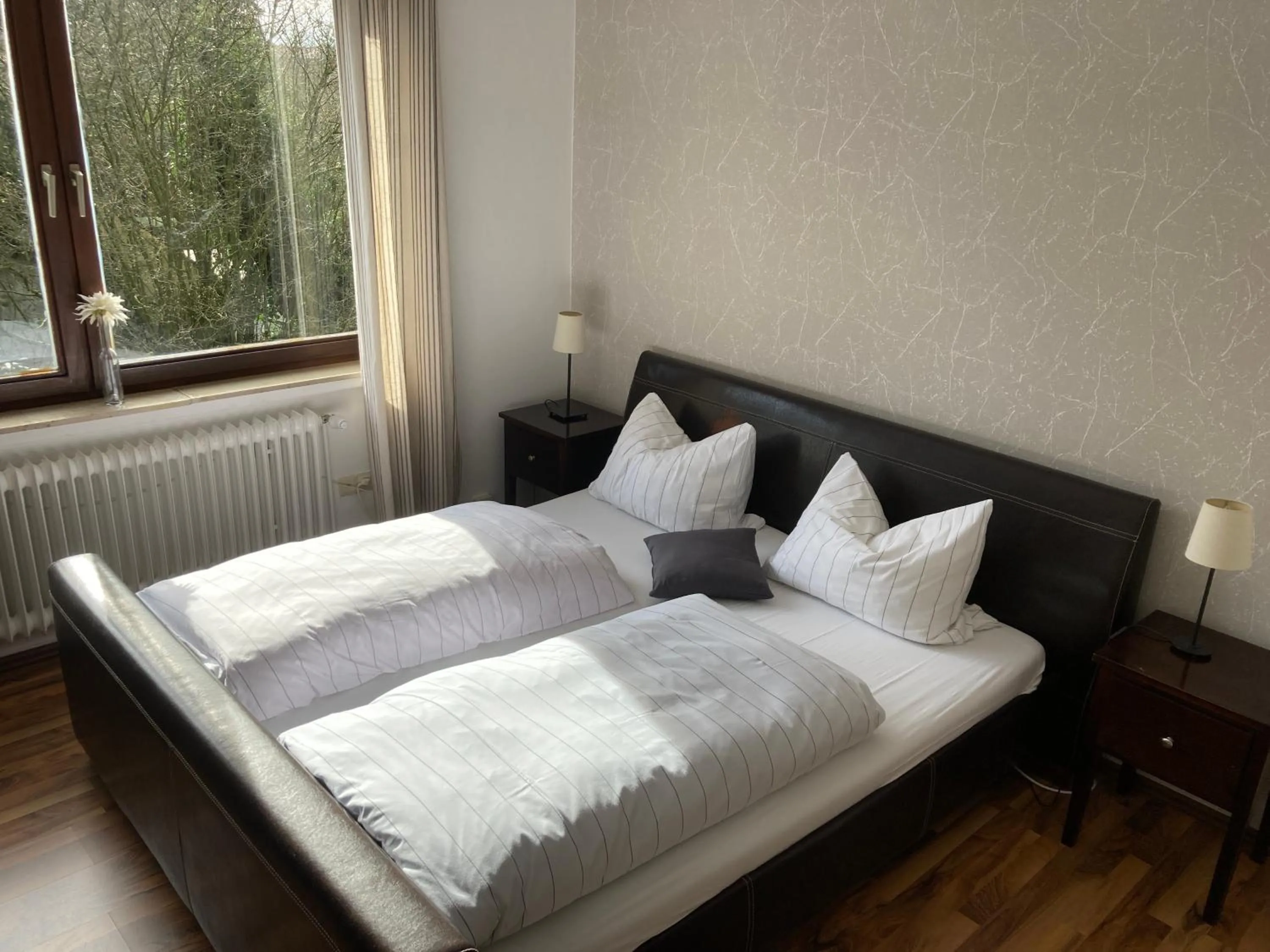 Photo of the whole room in Hotel Deutsches Haus