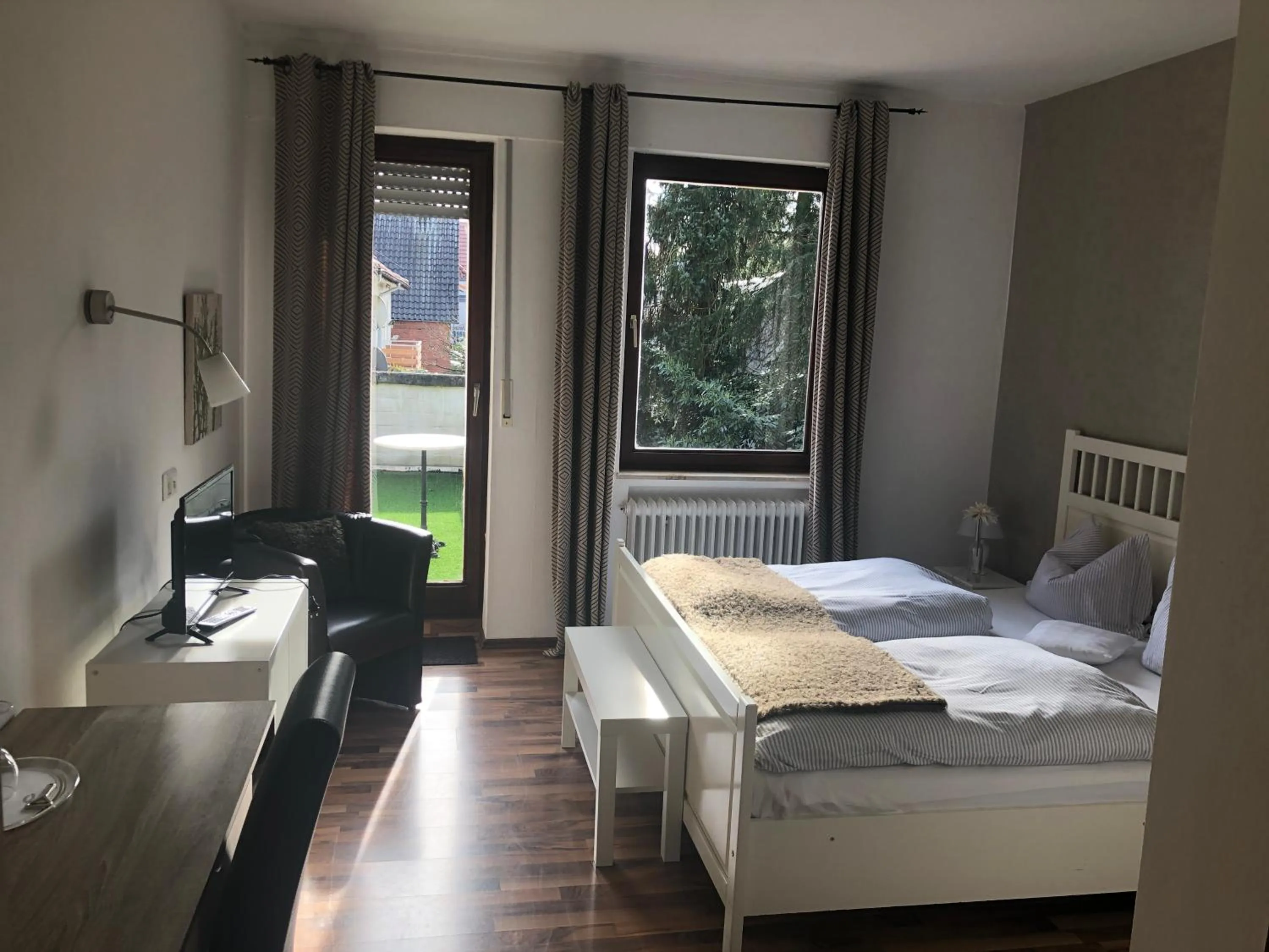 Photo of the whole room in Hotel Deutsches Haus