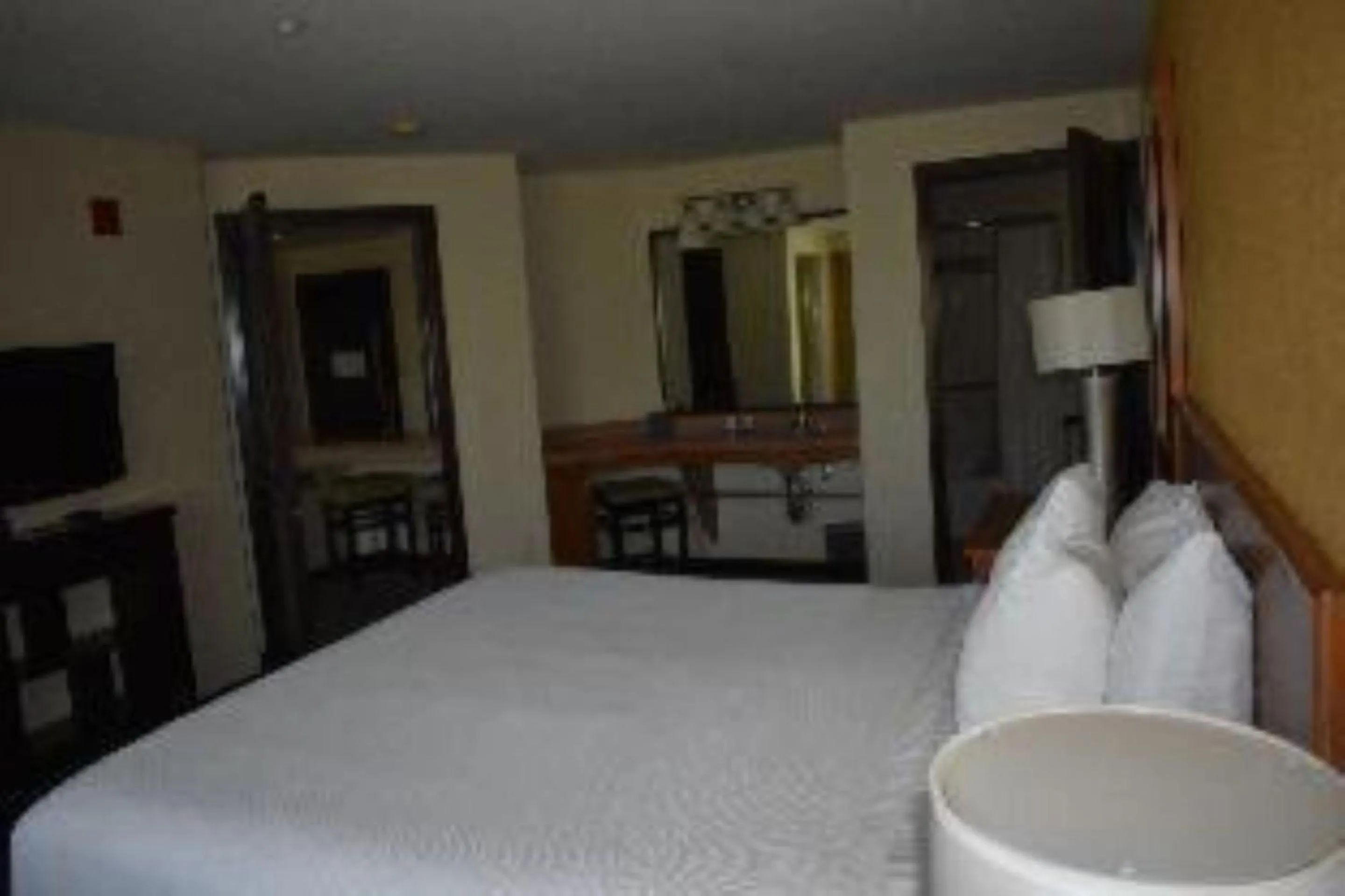 Bedroom, Bed in Studio 6 Carlsbad CA