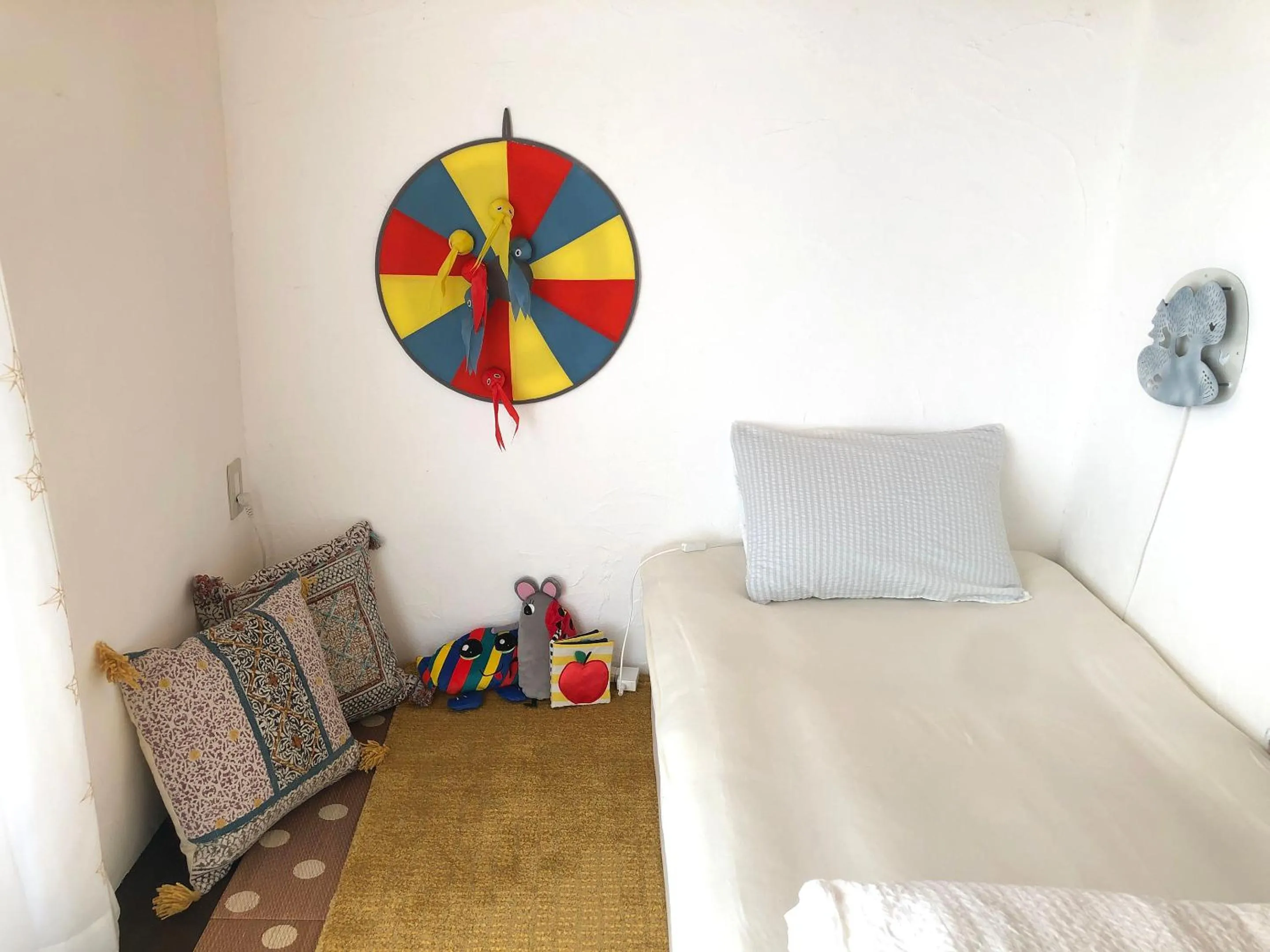 Photo of the whole room, Bed in Hostel Yume-Nomad Kobe