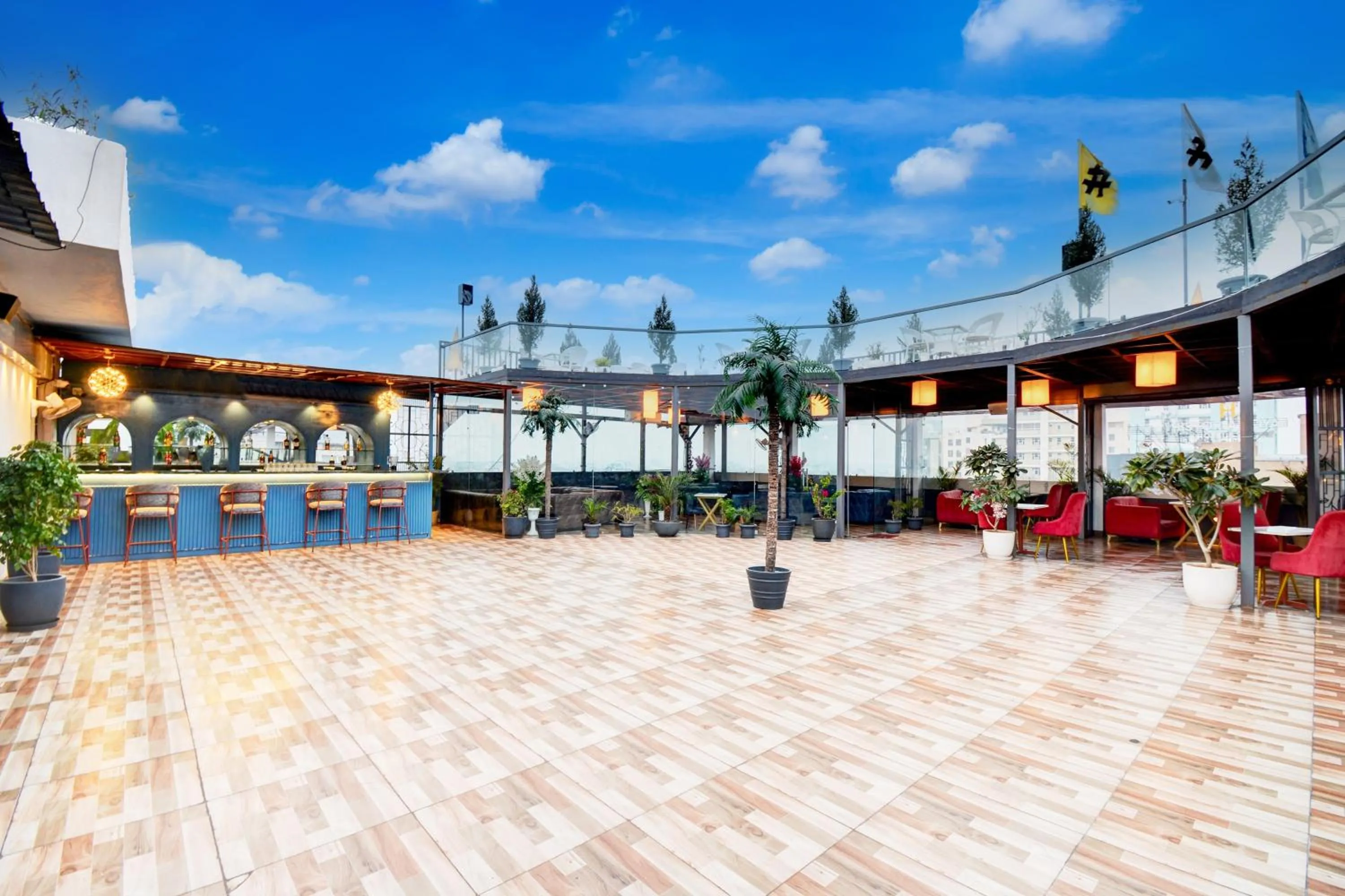 Restaurant/places to eat in Townhouse Shobhagpura Formerly Fragrance Hotel