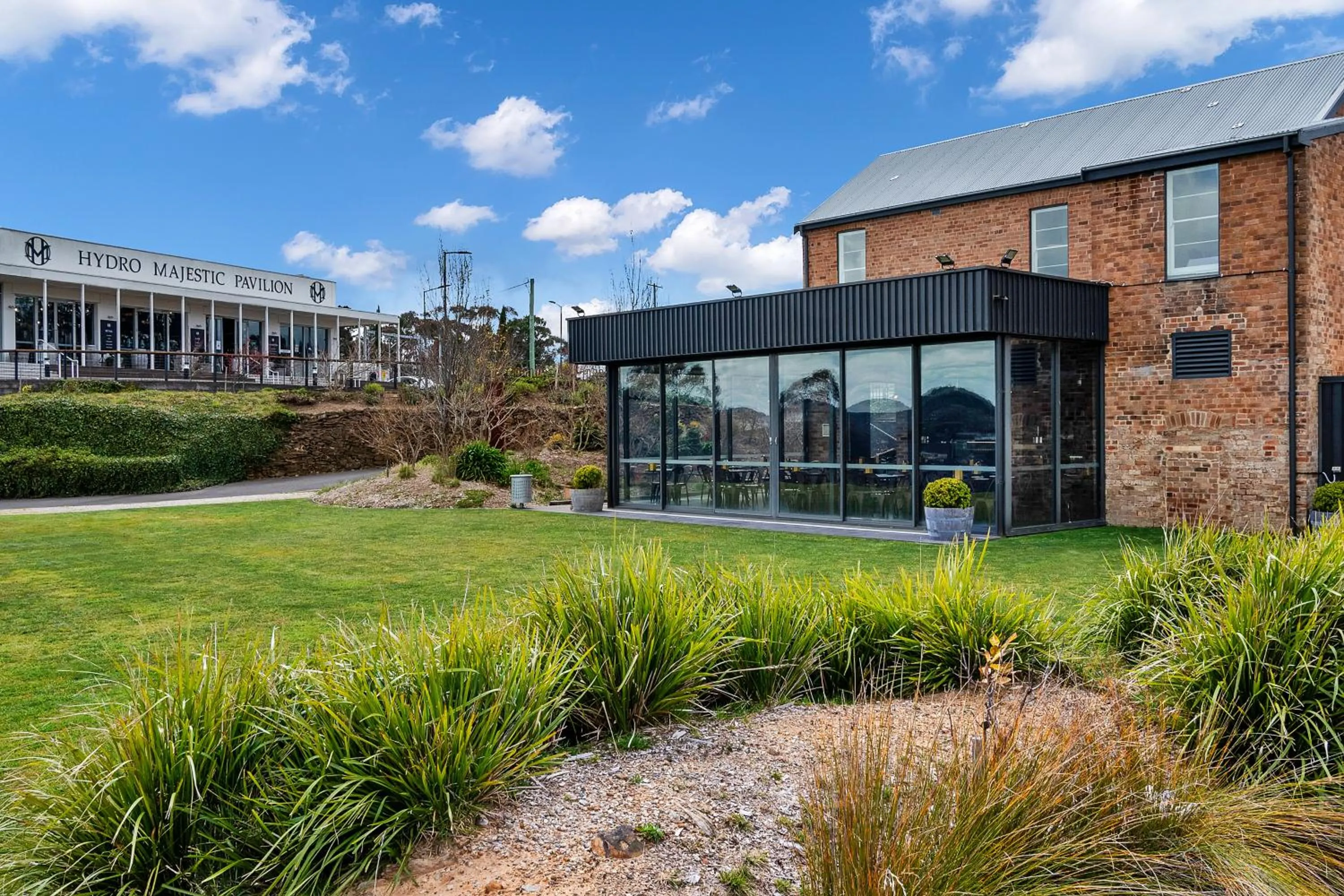 Property building in Hydro Majestic Blue Mountains