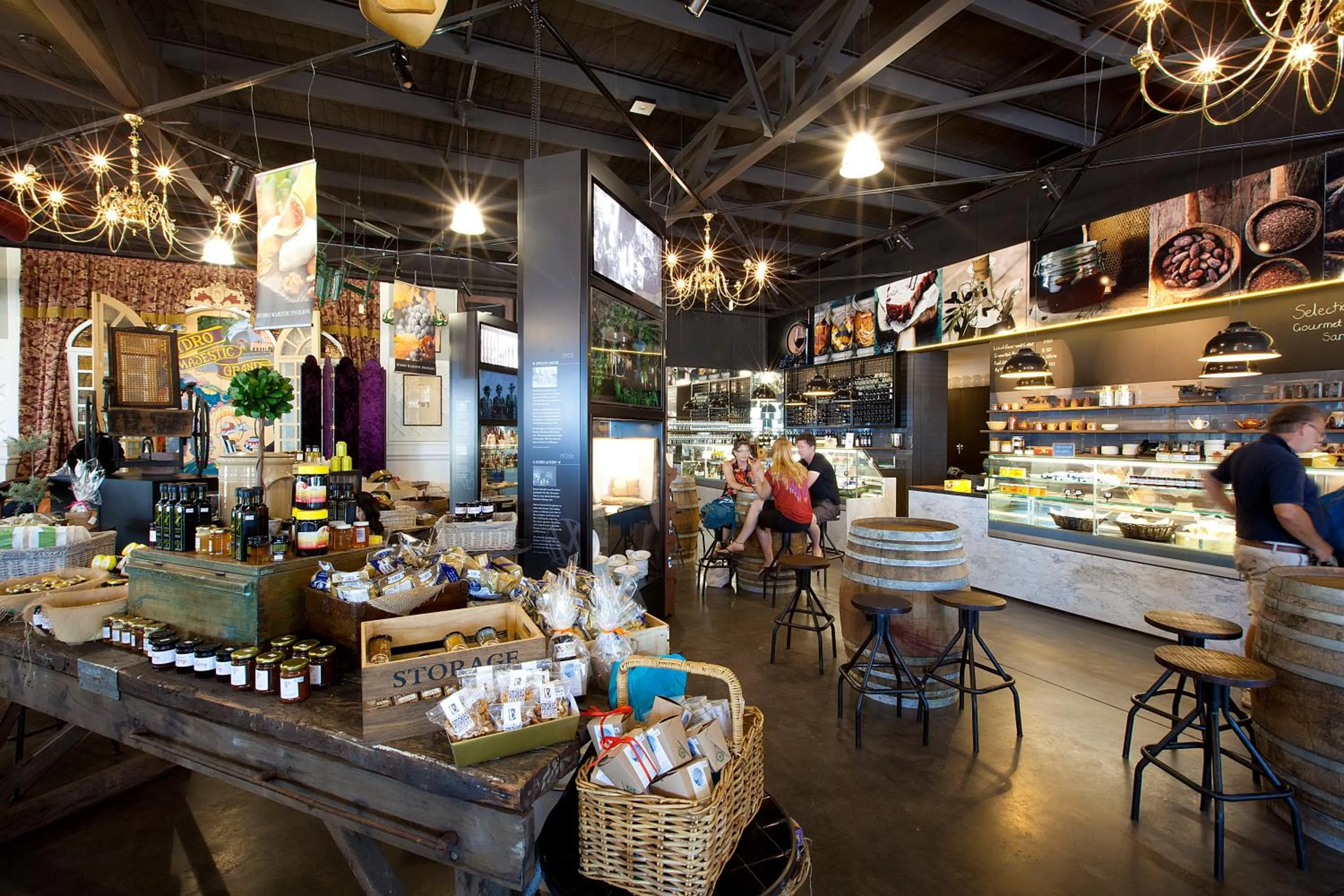 Restaurant/places to eat in Hydro Majestic Blue Mountains