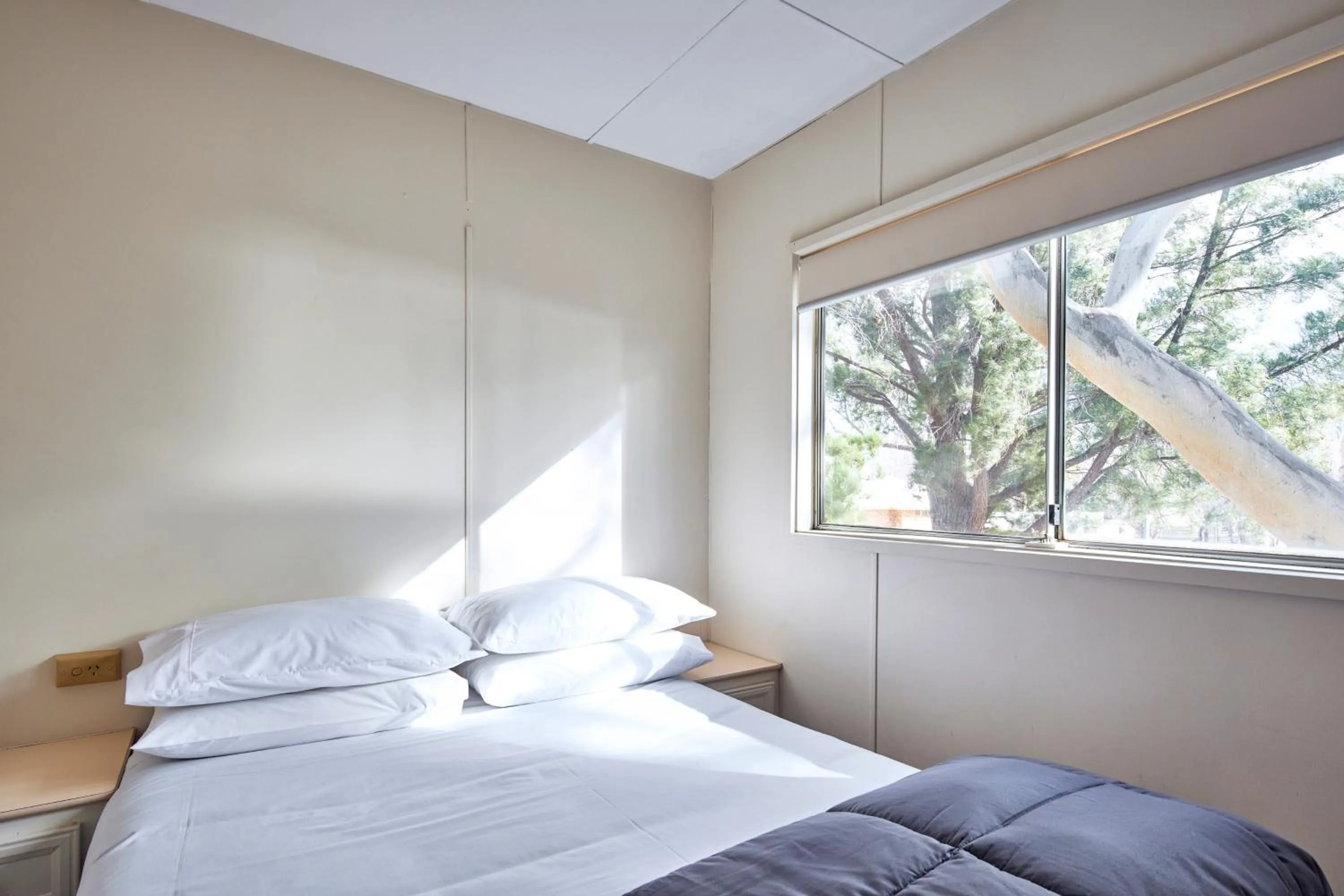 Bedroom, Bed in NRMA Jindabyne Holiday Park