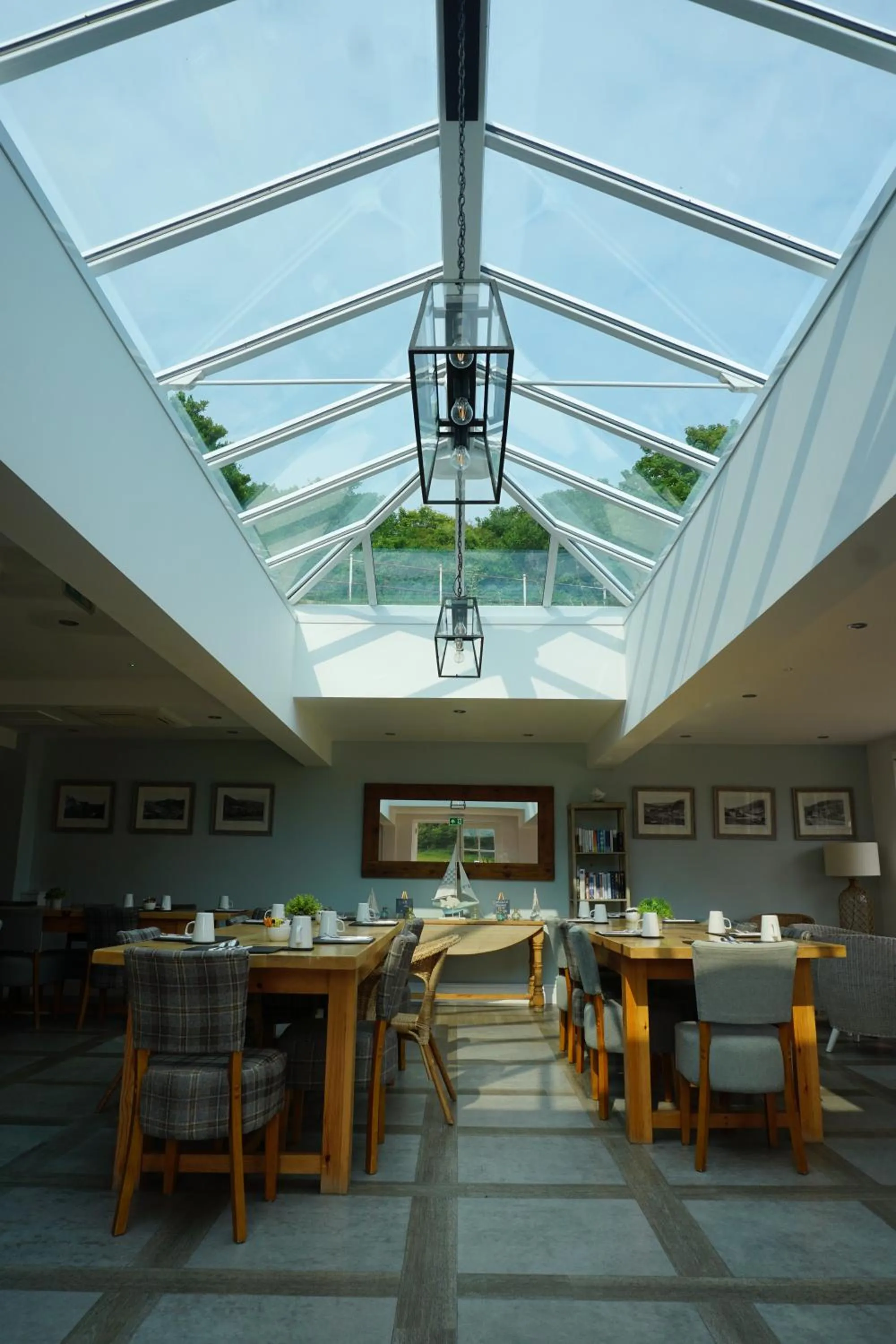 Lounge or bar in Durdle Door Hotel