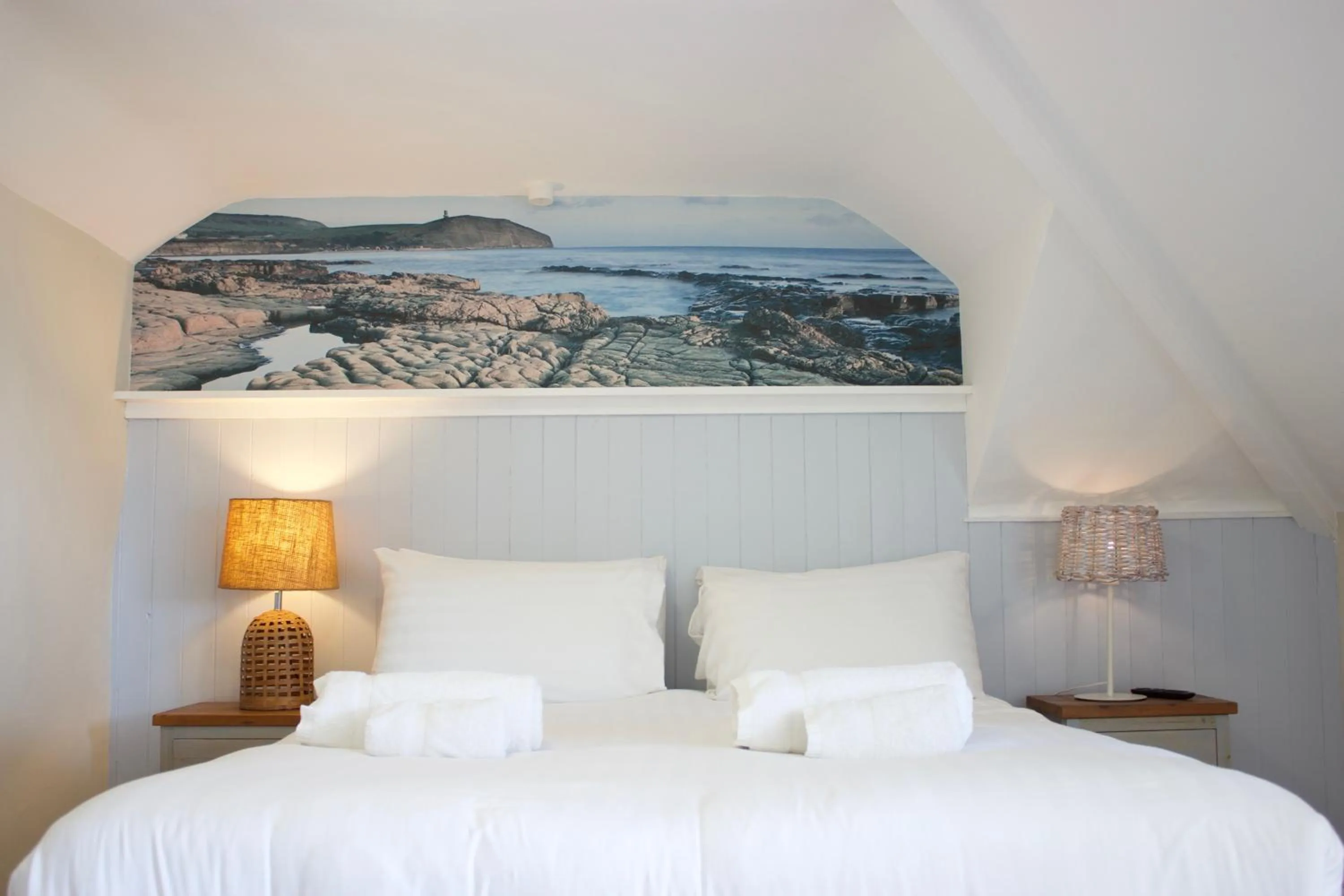 Bed in Durdle Door Hotel