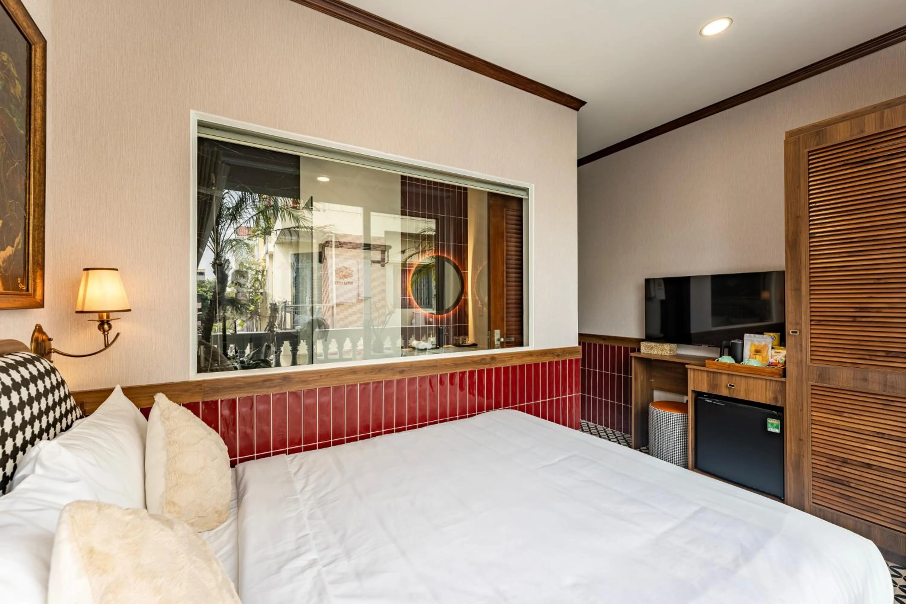 Bed in White Lotus - Heritage Hotel