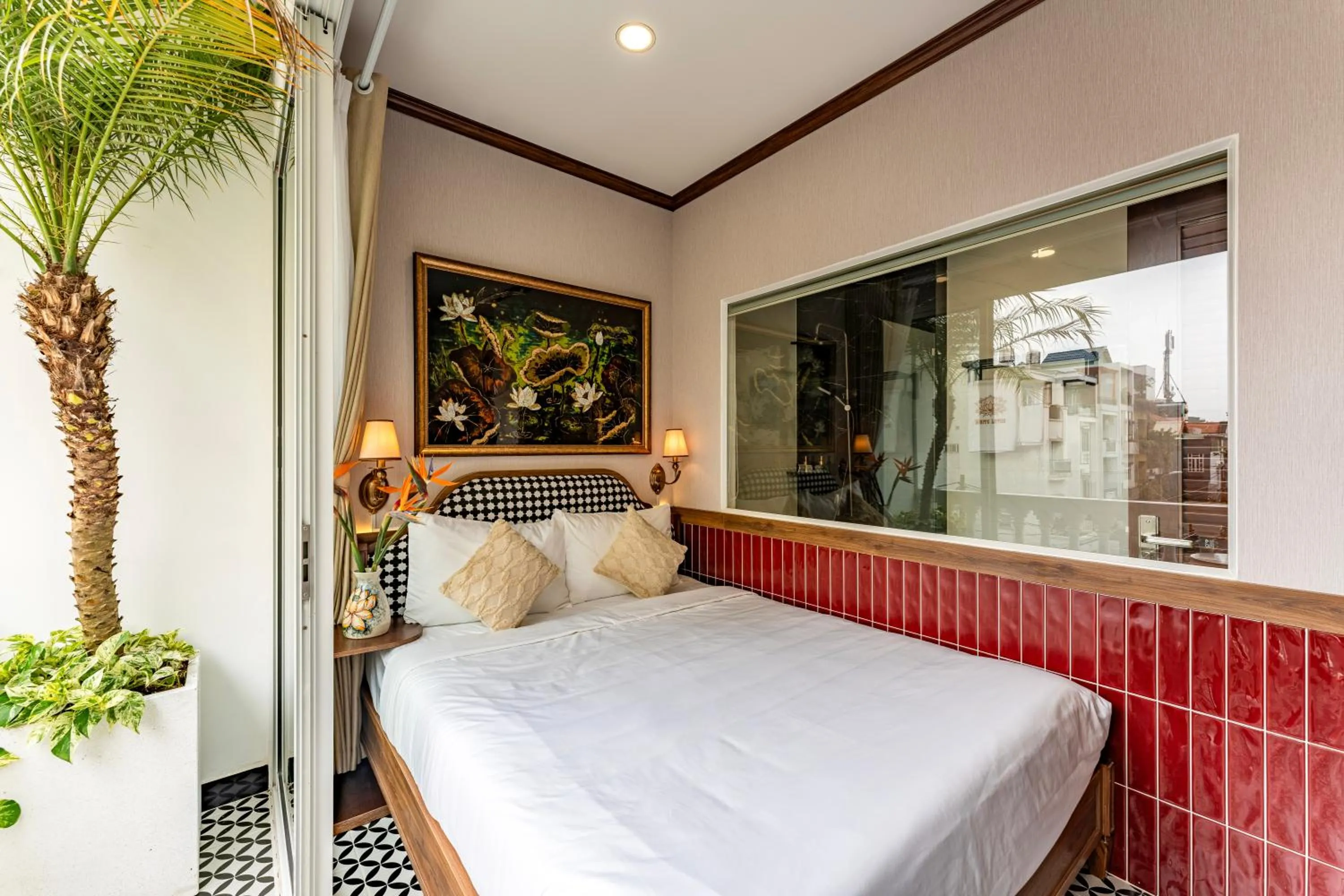 Bed in White Lotus - Heritage Hotel