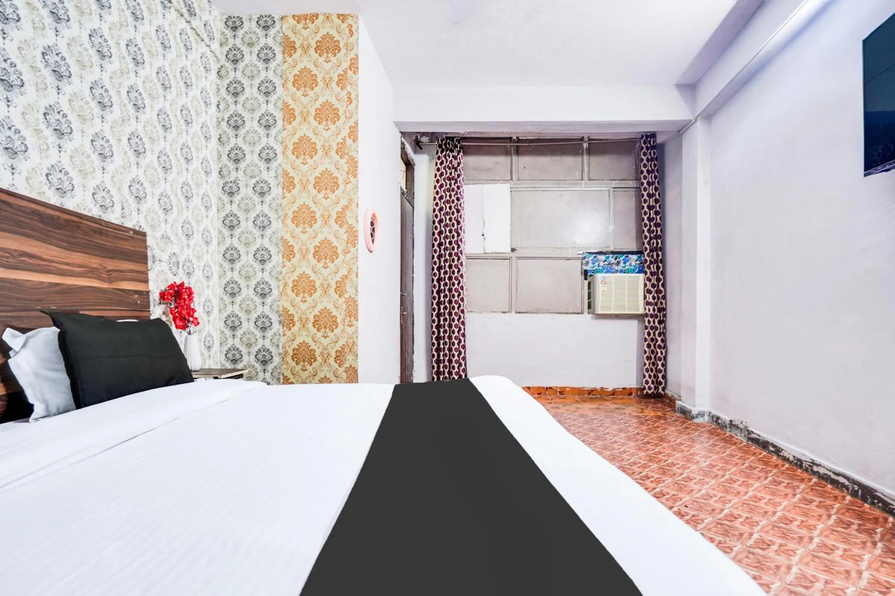 Bedroom, Bed in HOTEL O ELITE STAY