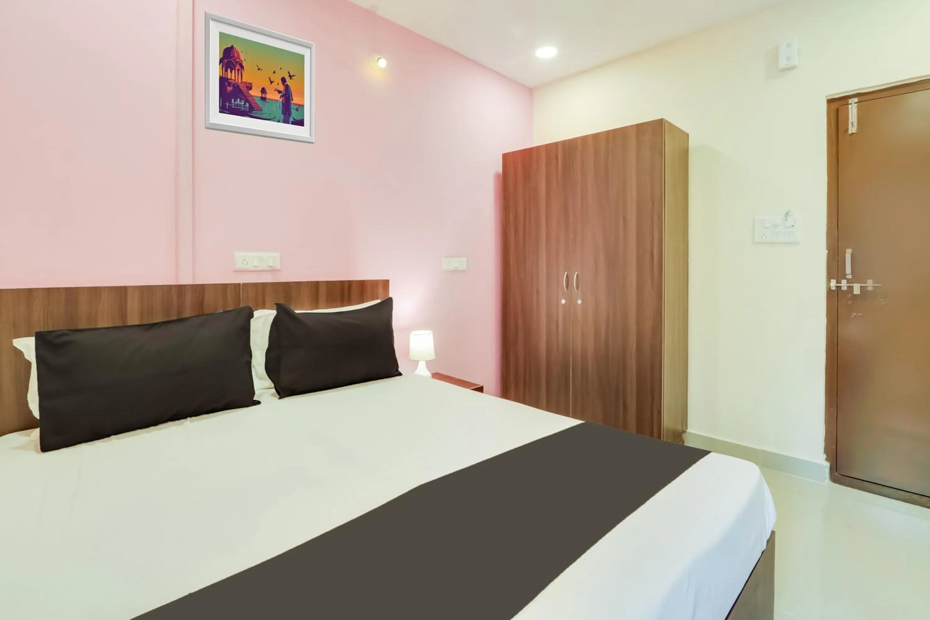 Bedroom in Hotel O by OYO Siri Inn guest house