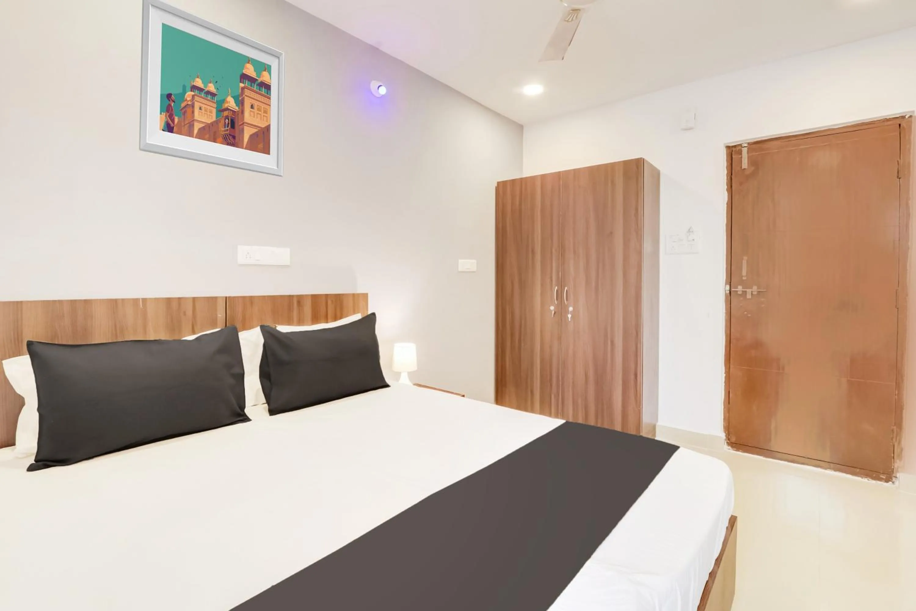 Bedroom in Hotel O by OYO Siri Inn guest house