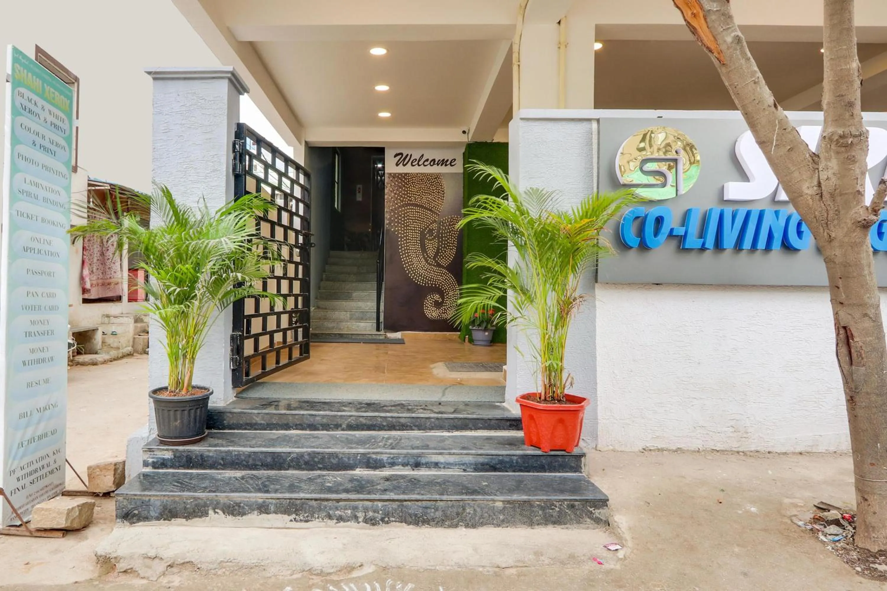 Facade/entrance in Hotel O by OYO Siri Inn guest house