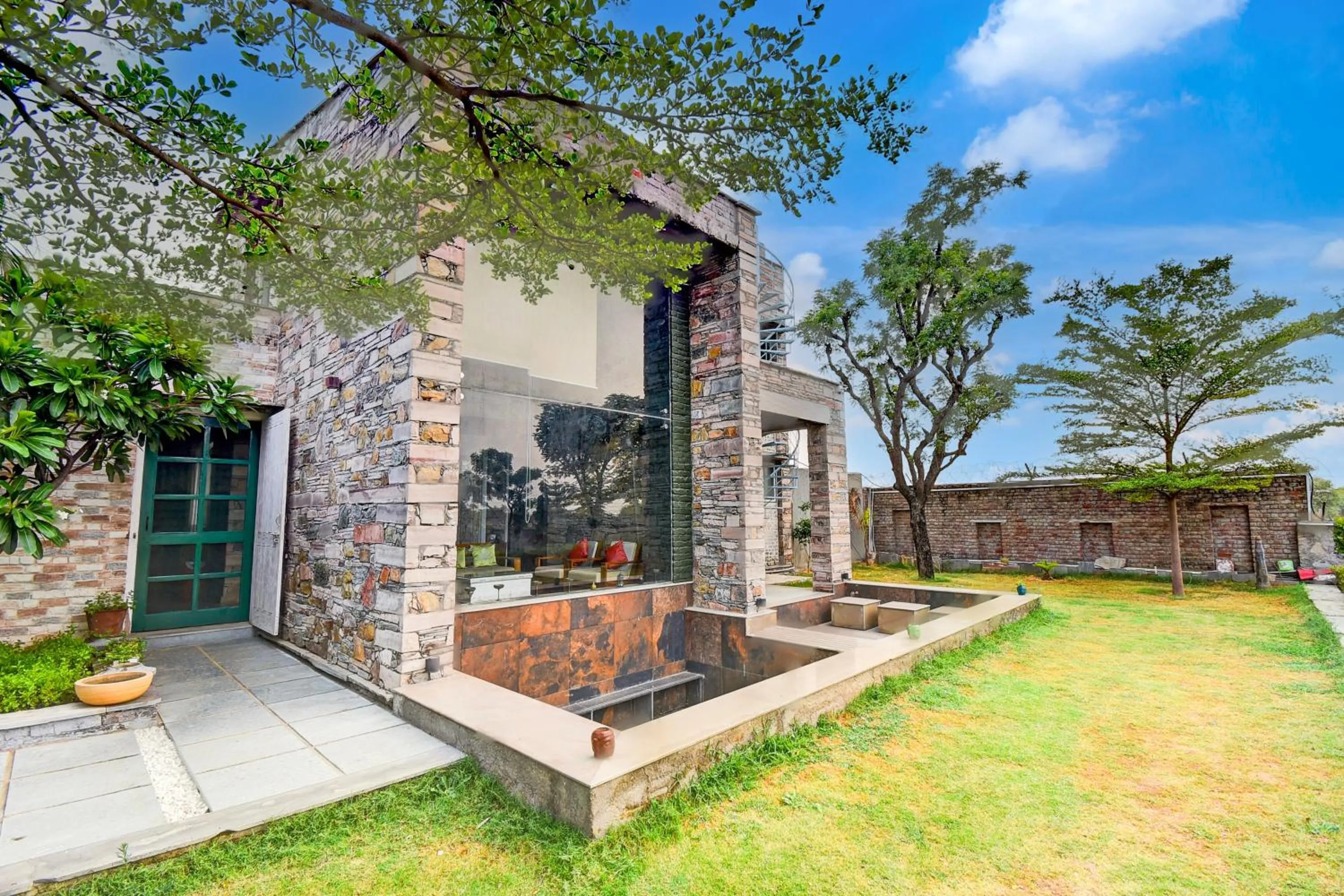 Facade/entrance in Palette - Jisaa Eco Resort
