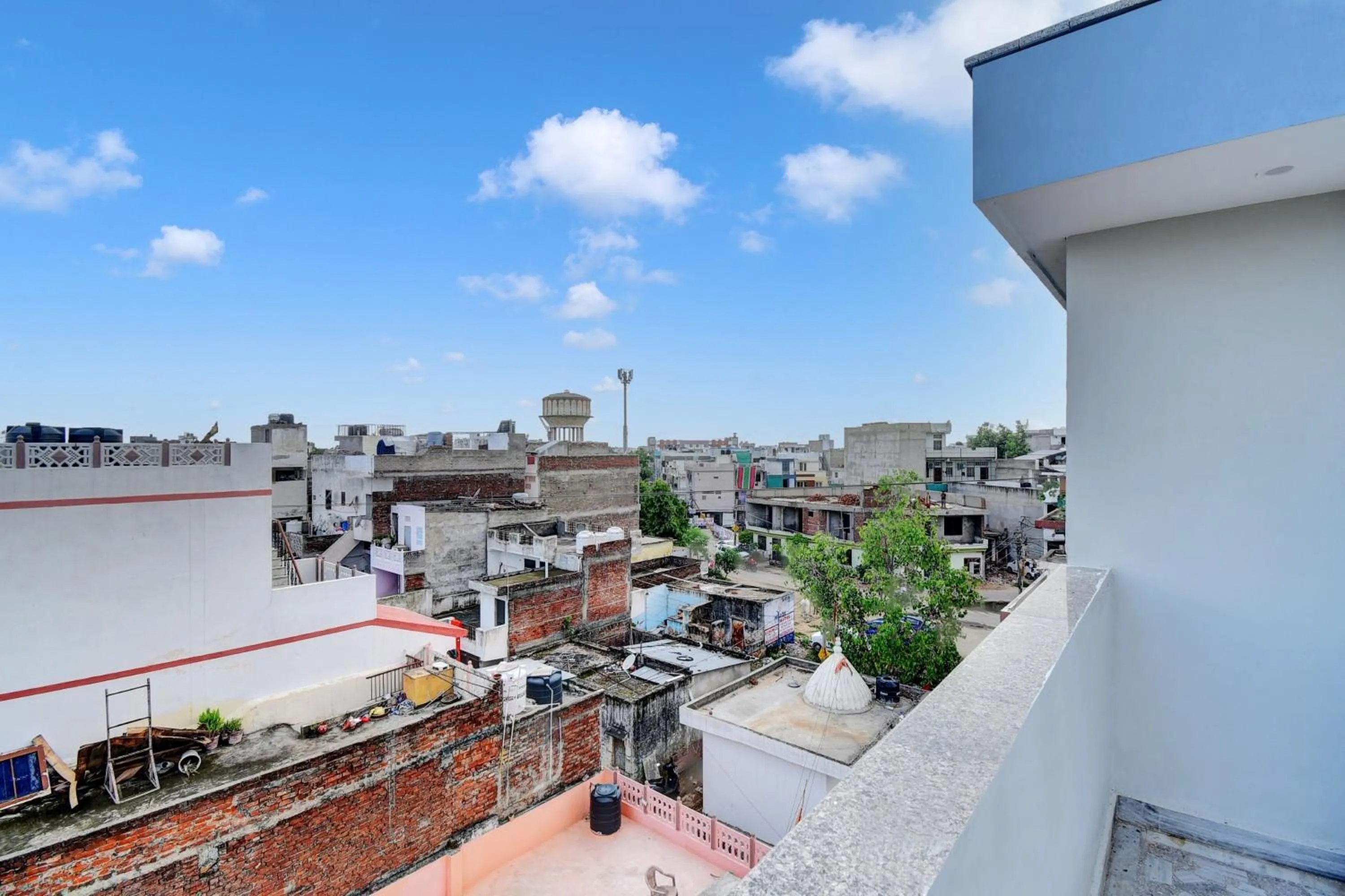 Hotel O HRD Guest House & Homestay