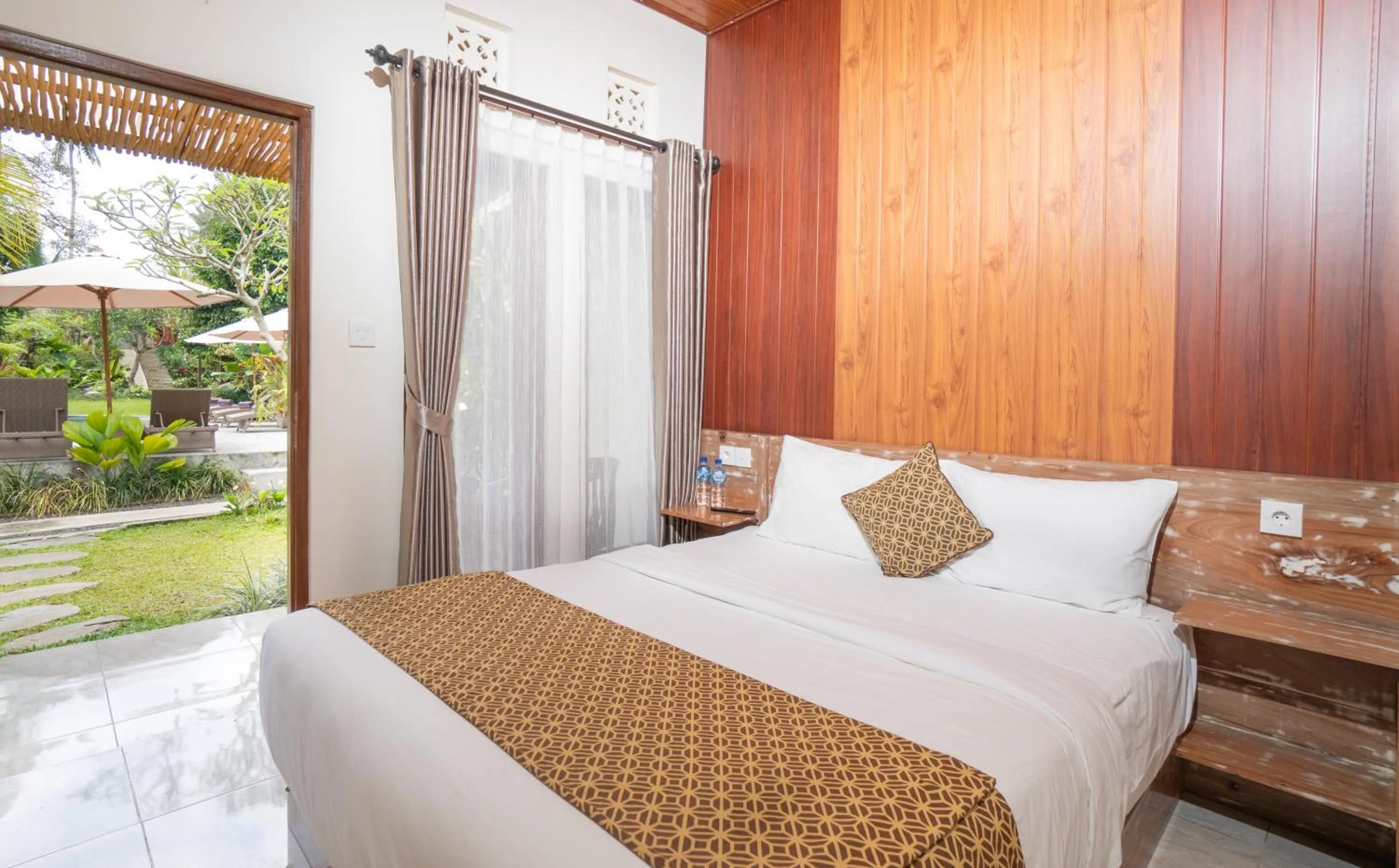 Bed in Puri Kurnia Ayu