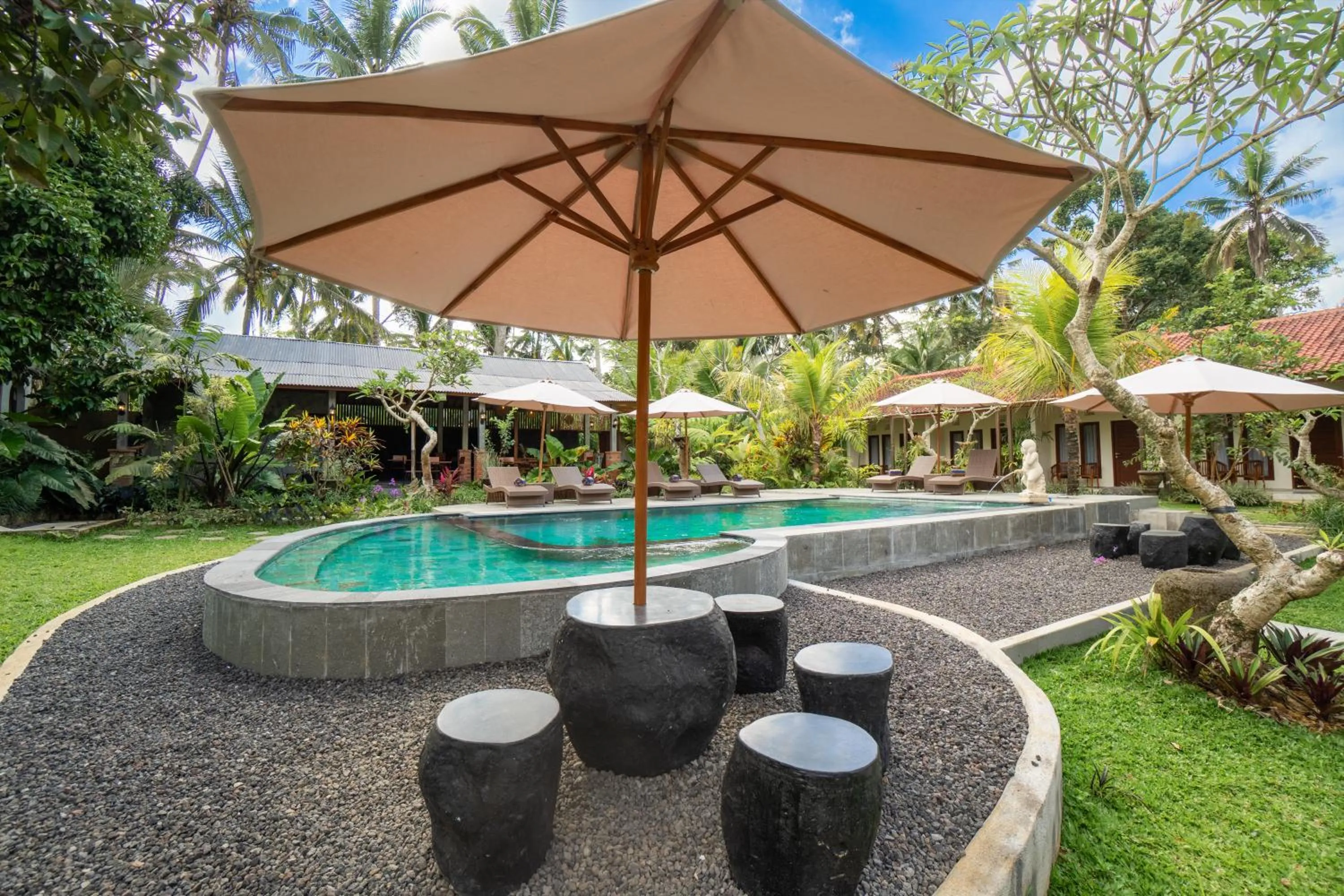 Patio in Puri Kurnia Ayu