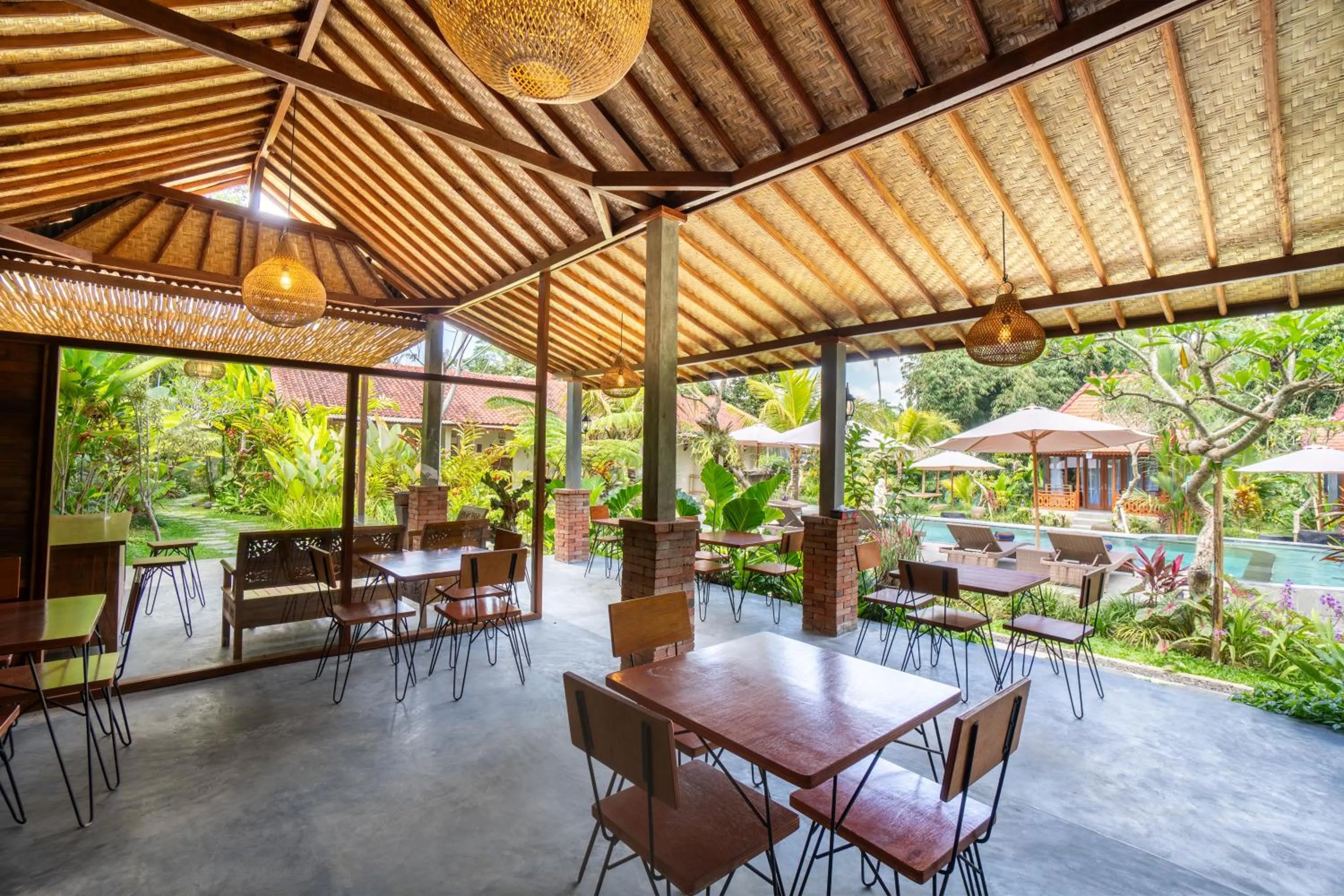 Patio in Puri Kurnia Ayu