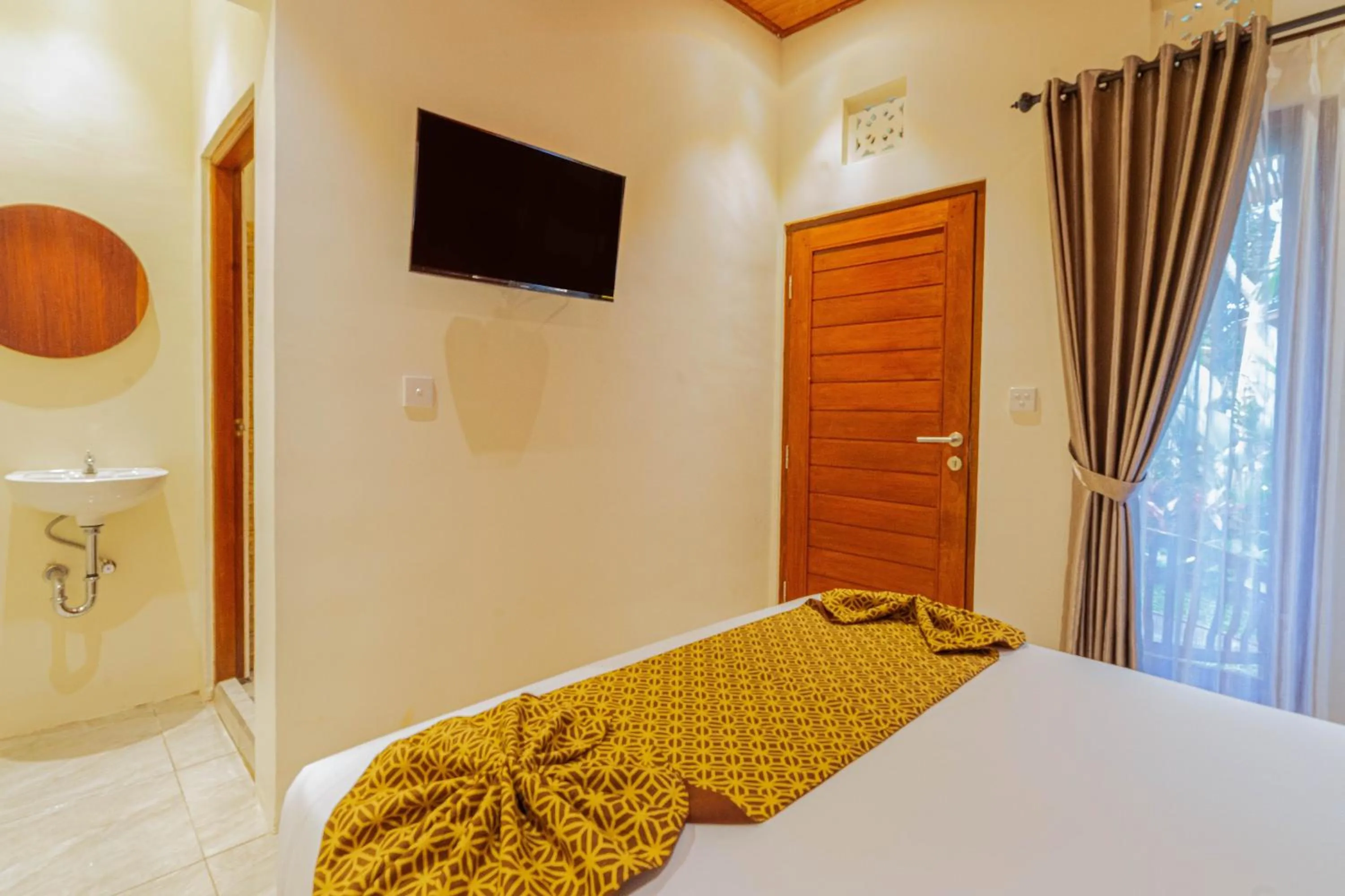 TV and multimedia, Bed in Puri Kurnia Ayu