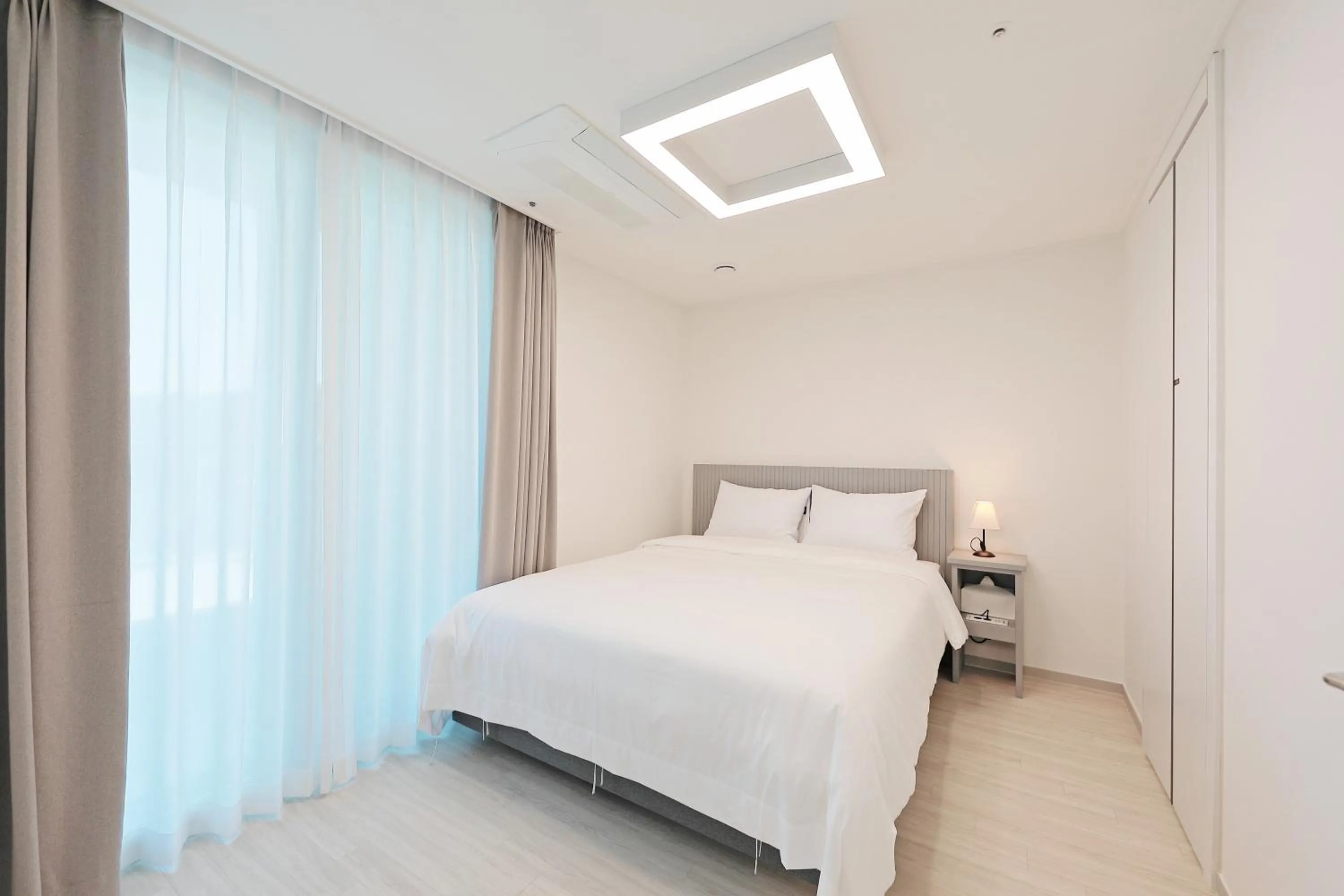 Bed in Elmomento Songdo