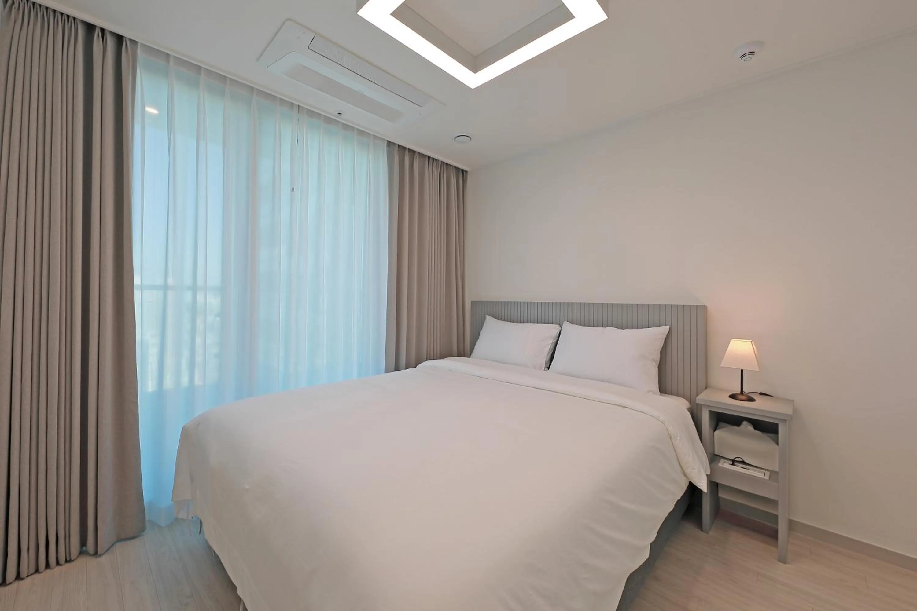 Bed in Elmomento Songdo