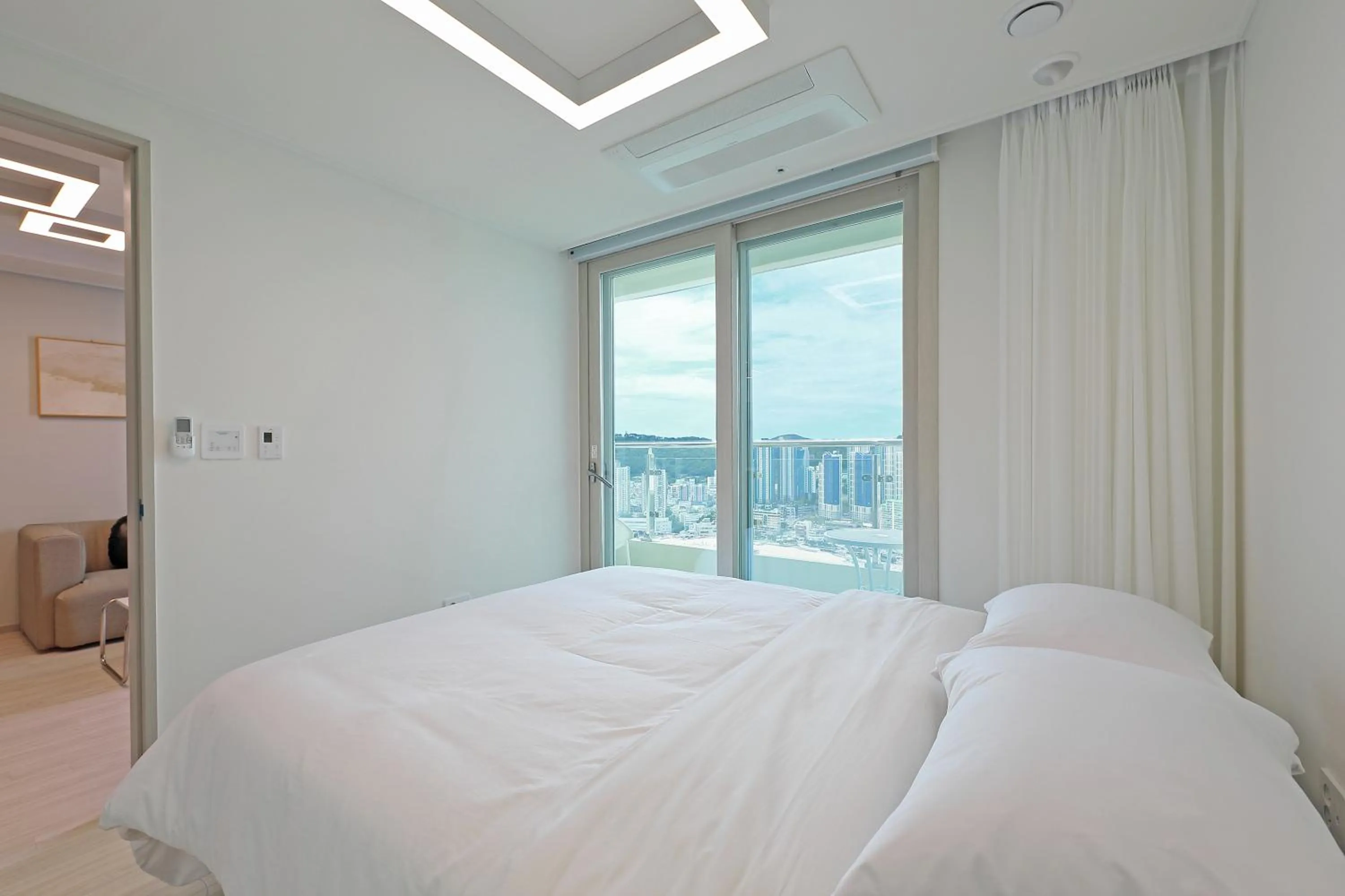 Bed in Elmomento Songdo
