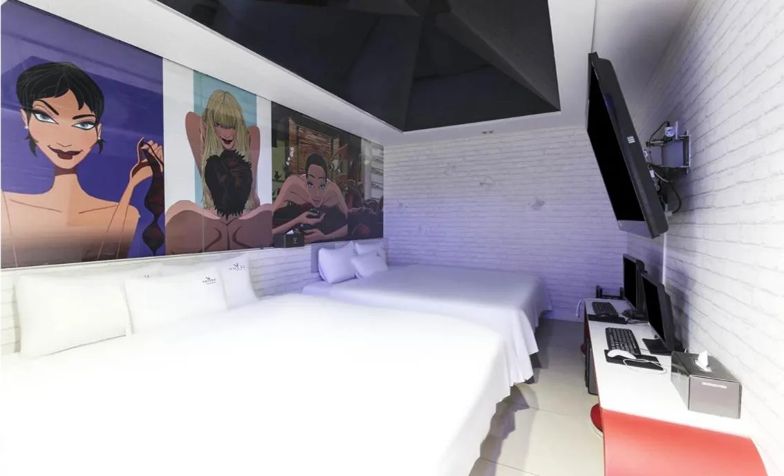 Bed in Songjeong V Hotel