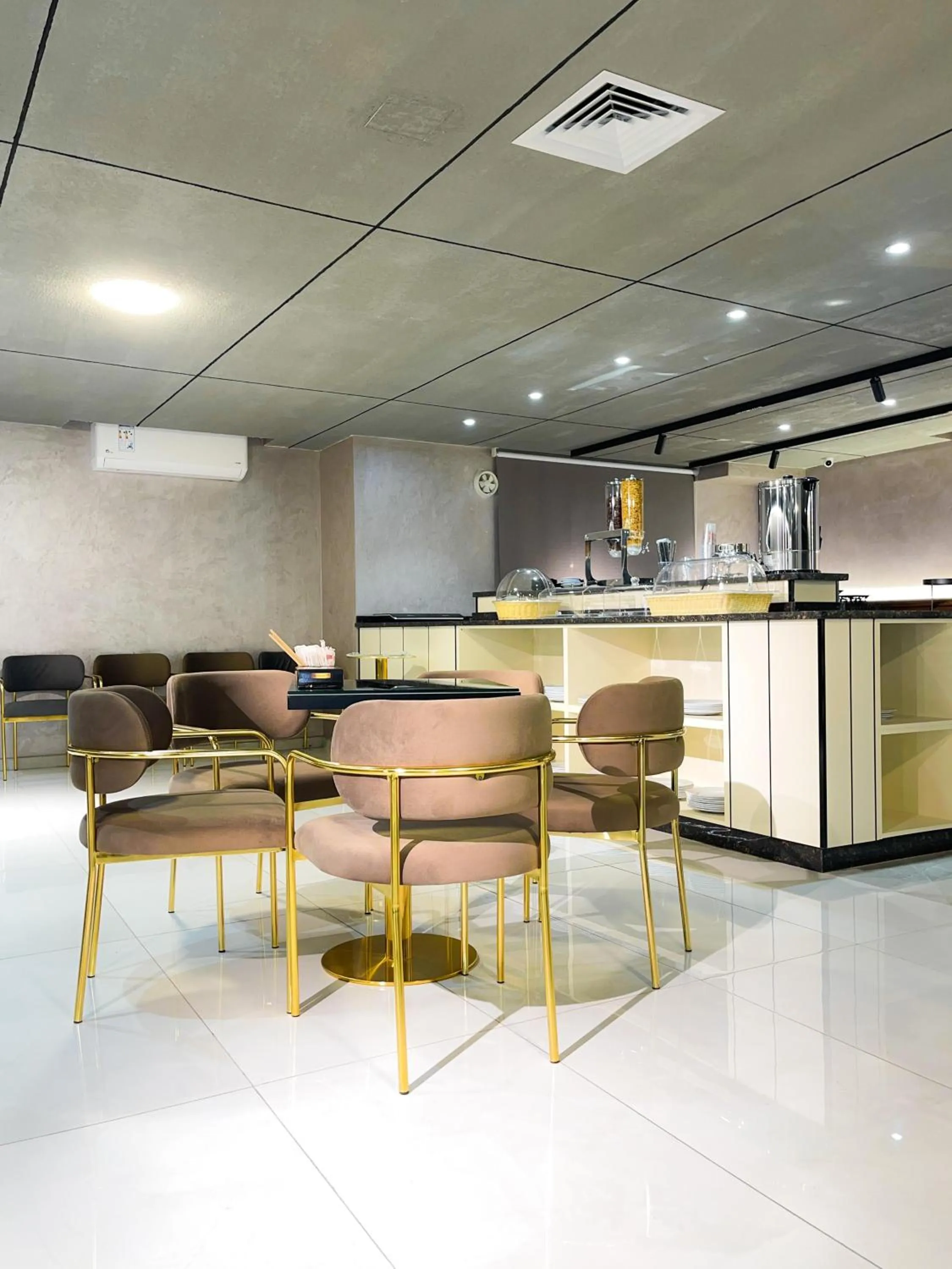 Breakfast in North paradise hotel