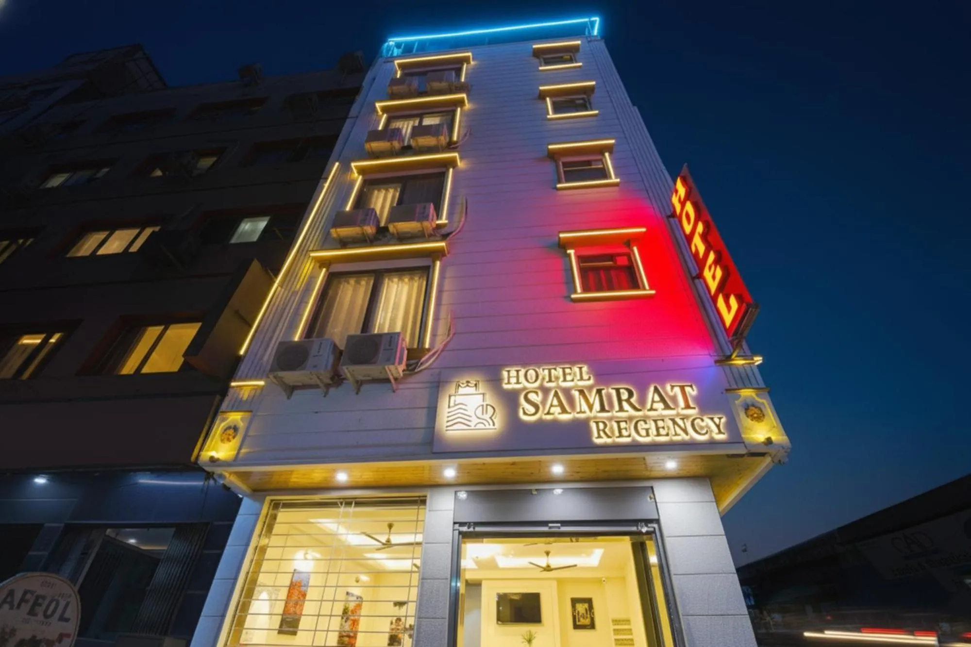 Property building in FabHotel Samrat Regency