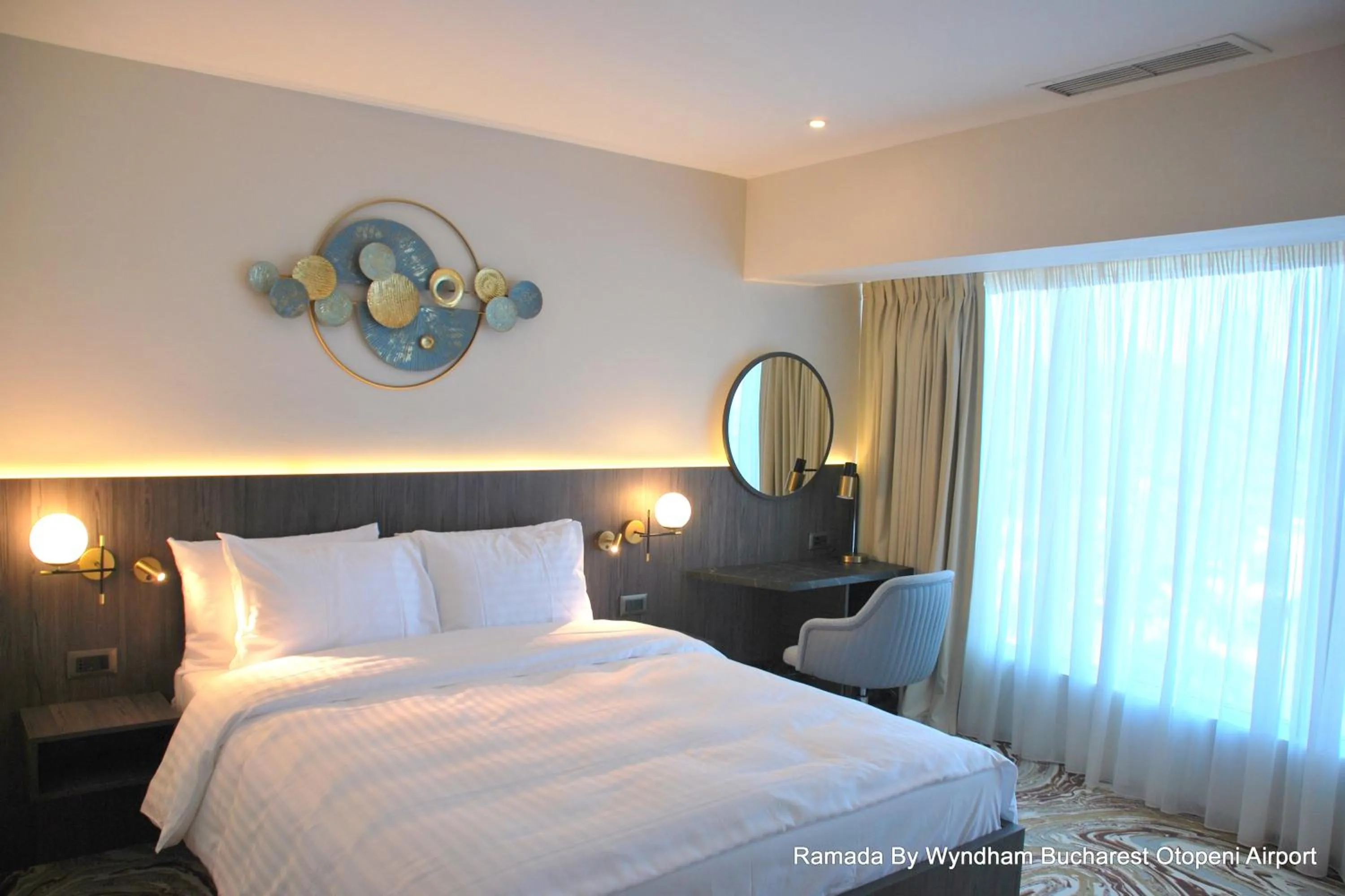 Bed in Ramada by Wyndham Bucharest Otopeni Airport