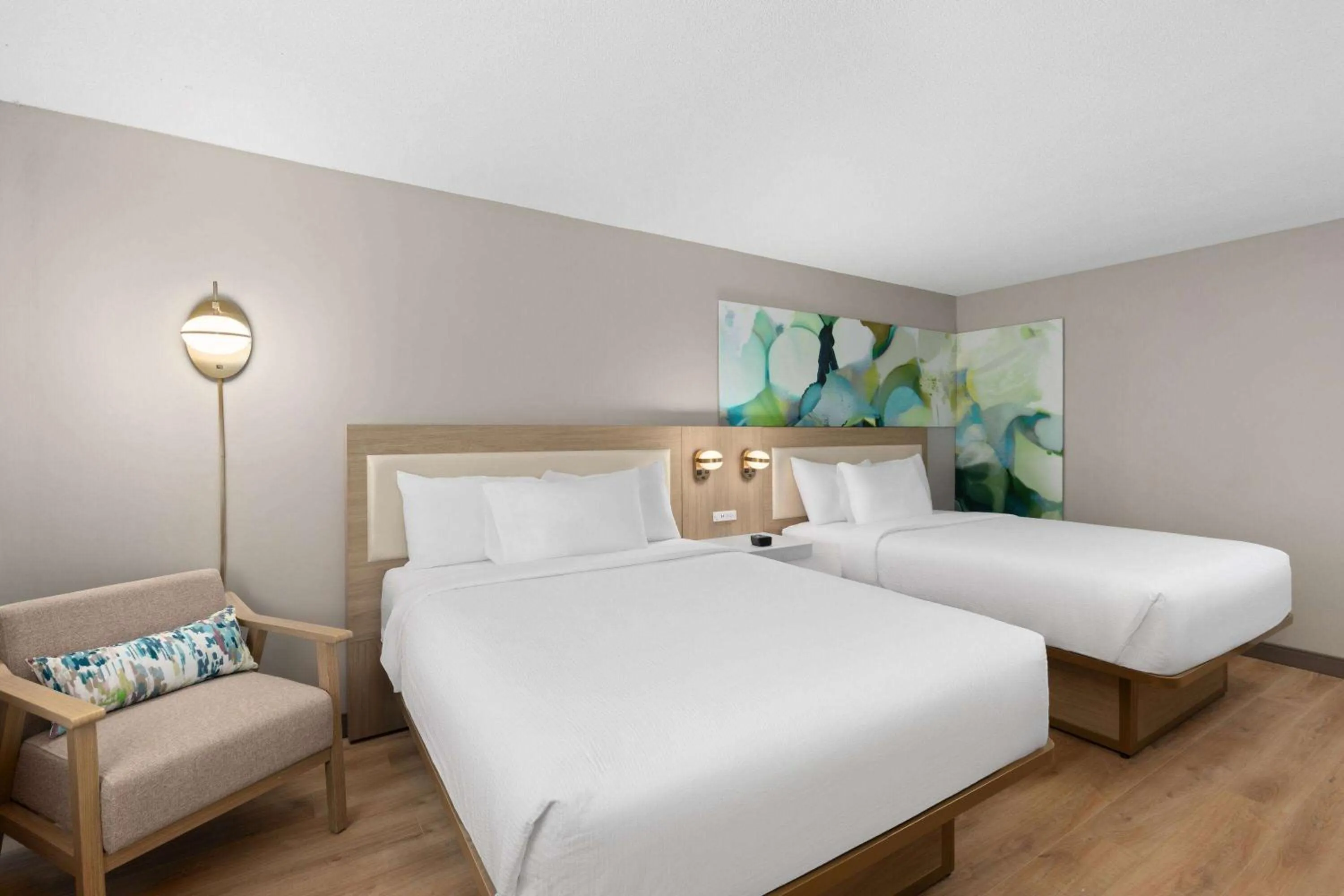 Photo of the whole room, Bed in Wyndham Garden Louisville KY