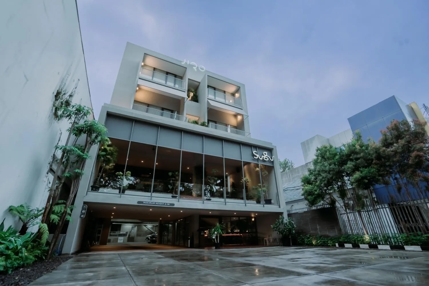 Property building in Jiro Hotel