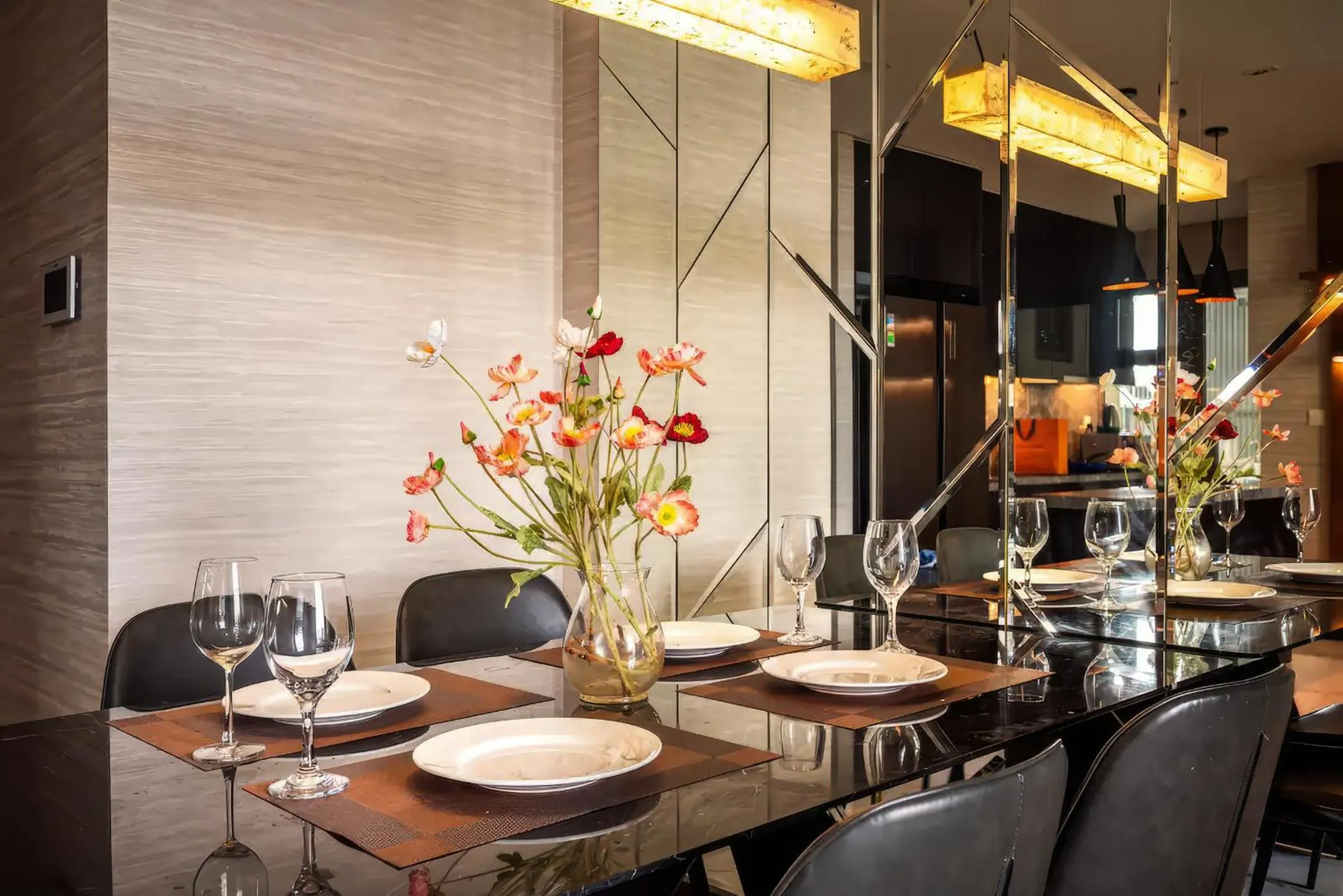 Restaurant/places to eat in Empire City Thủ Thiêm D2