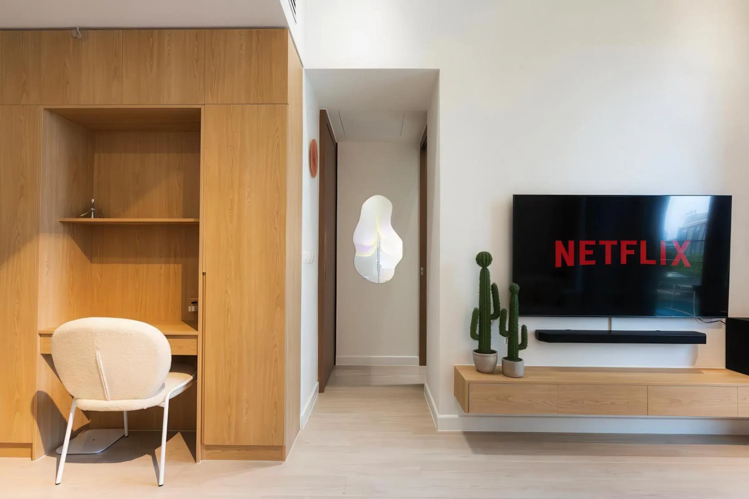 Communal lounge/ TV room in Empire City Thủ Thiêm D2