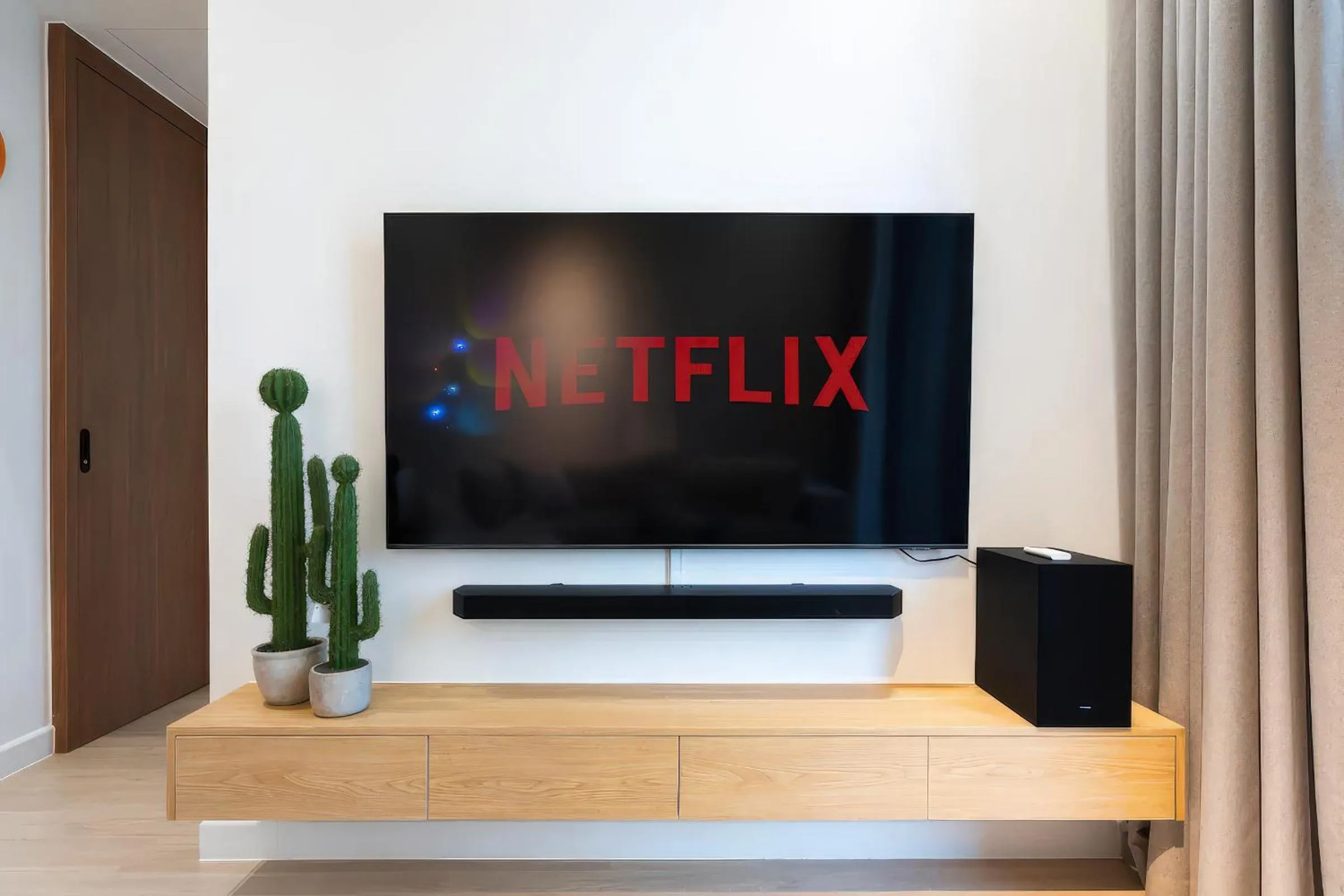 Communal lounge/ TV room in Empire City Thủ Thiêm D2