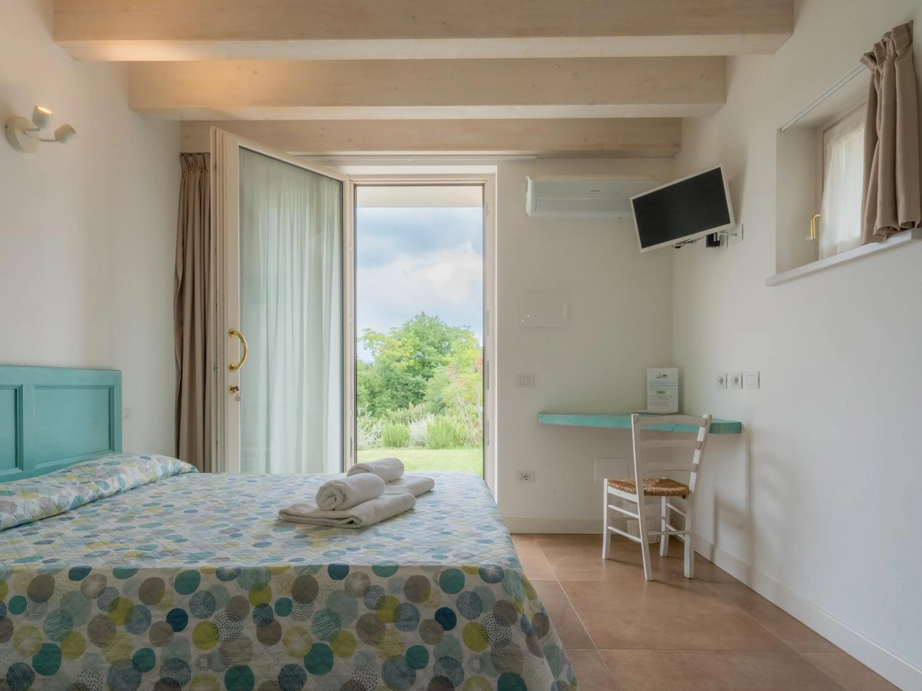 Garden, Bed in Agriturismo Il Pianetto