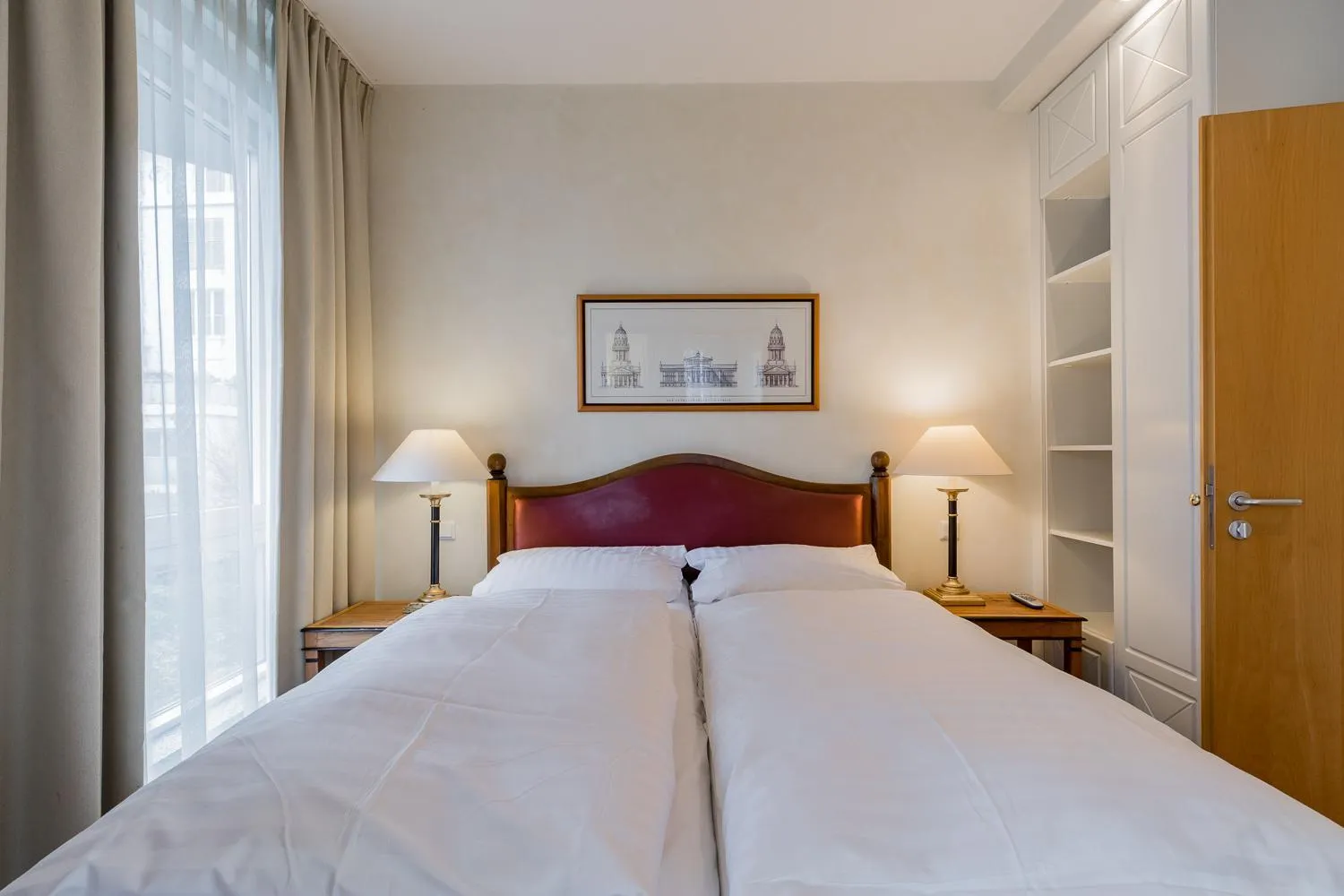 Bed in Apartmenthaus Berlin Mitte