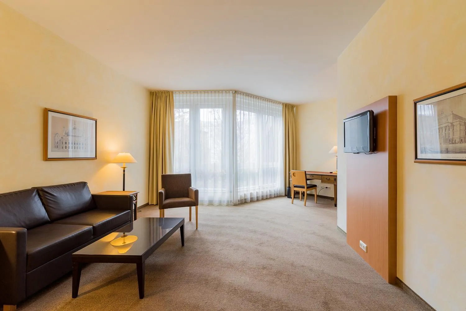 TV and multimedia in Apartmenthaus Berlin Mitte