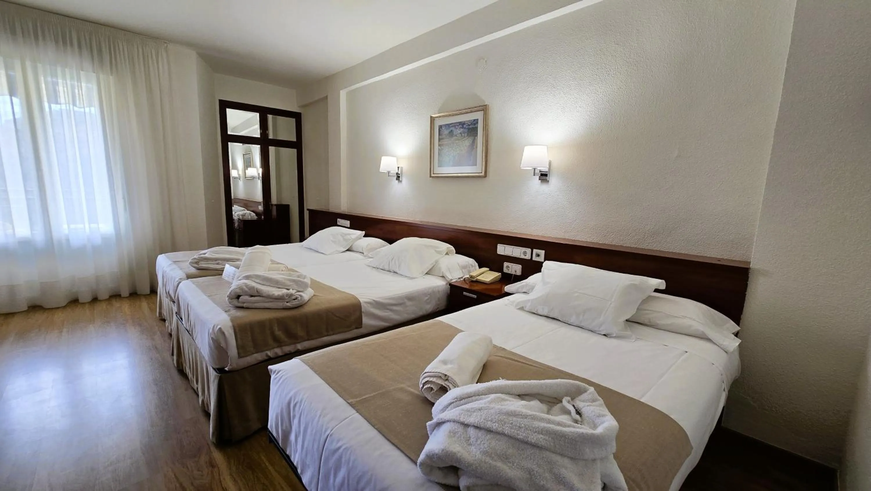 Bed in Balneario de Fitero - Hotel Bécquer