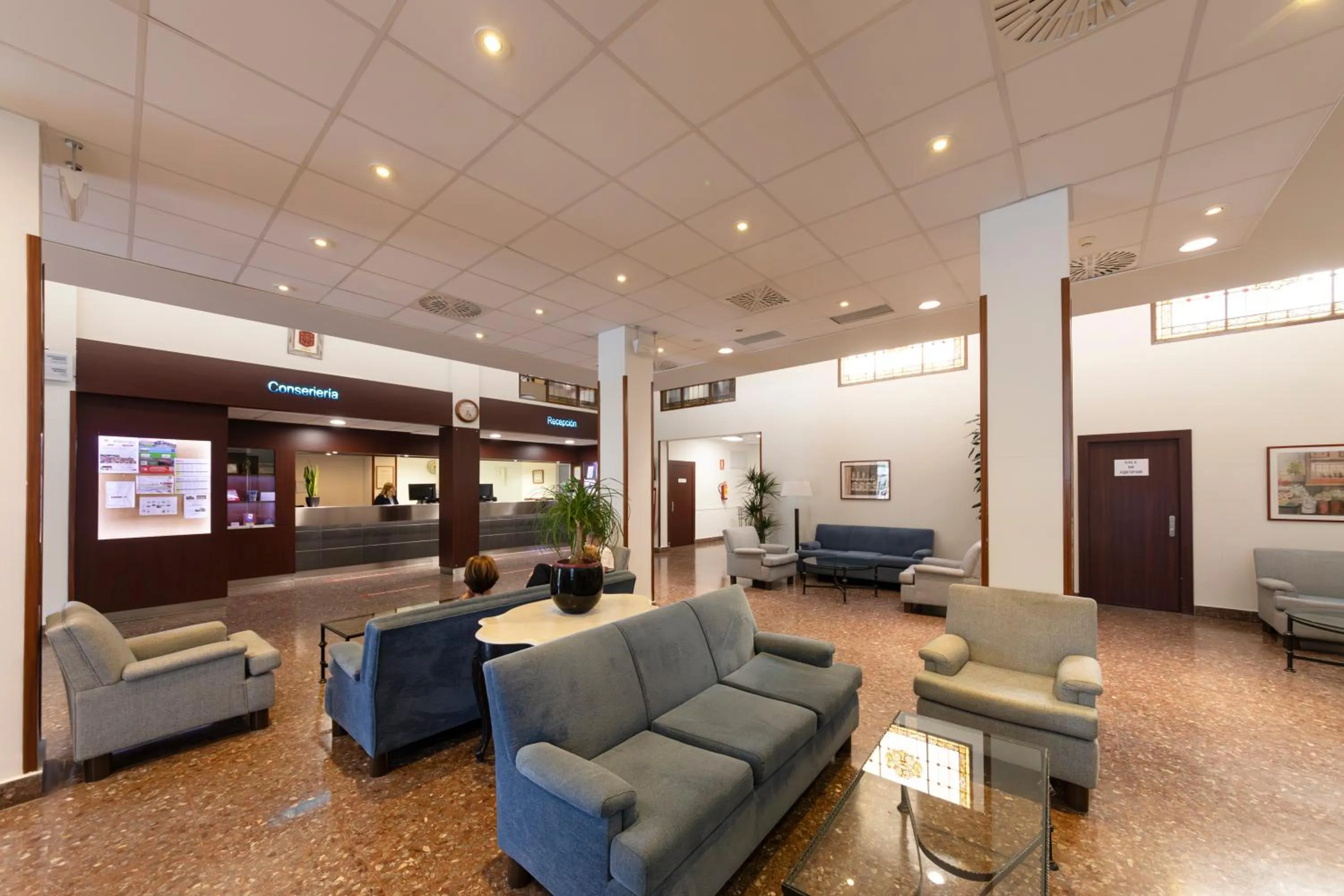 Lobby or reception in Balneario de Fitero - Hotel Bécquer