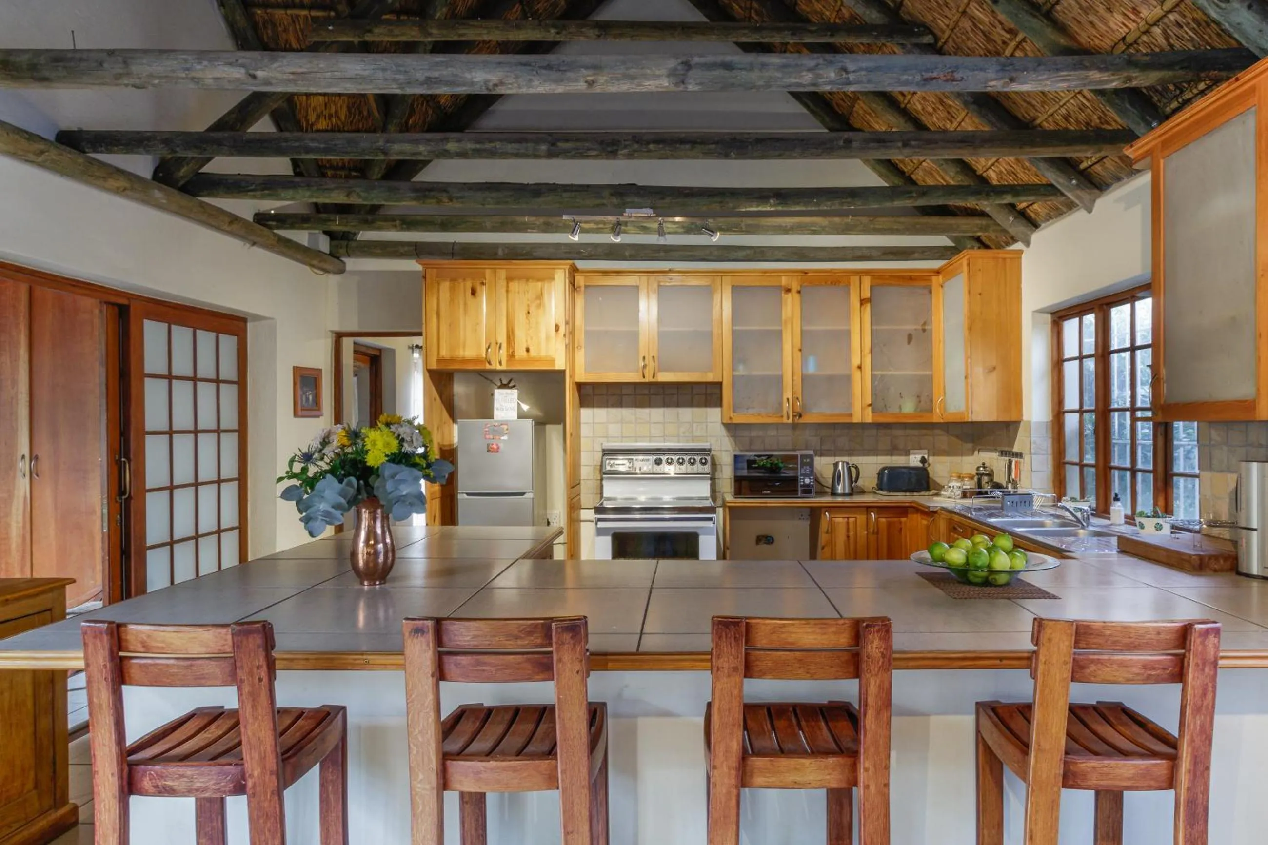Kitchen or kitchenette in Mountain Manor