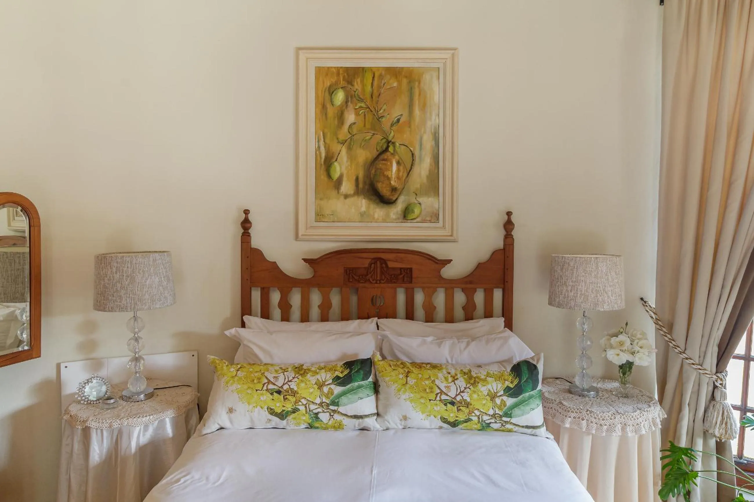 Bed in Mountain Manor