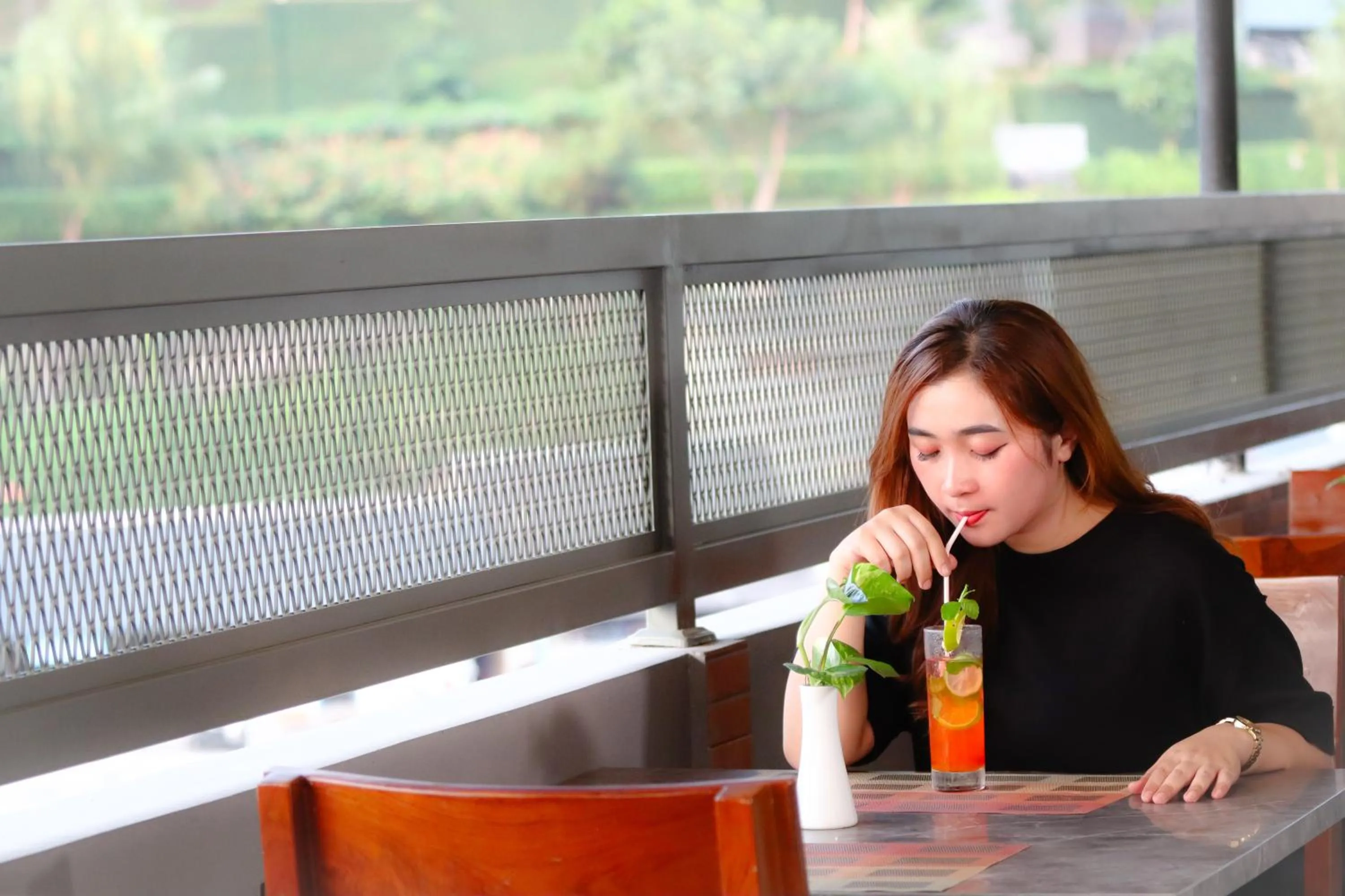 Restaurant/places to eat in Front One HK Resort Simpang Lima