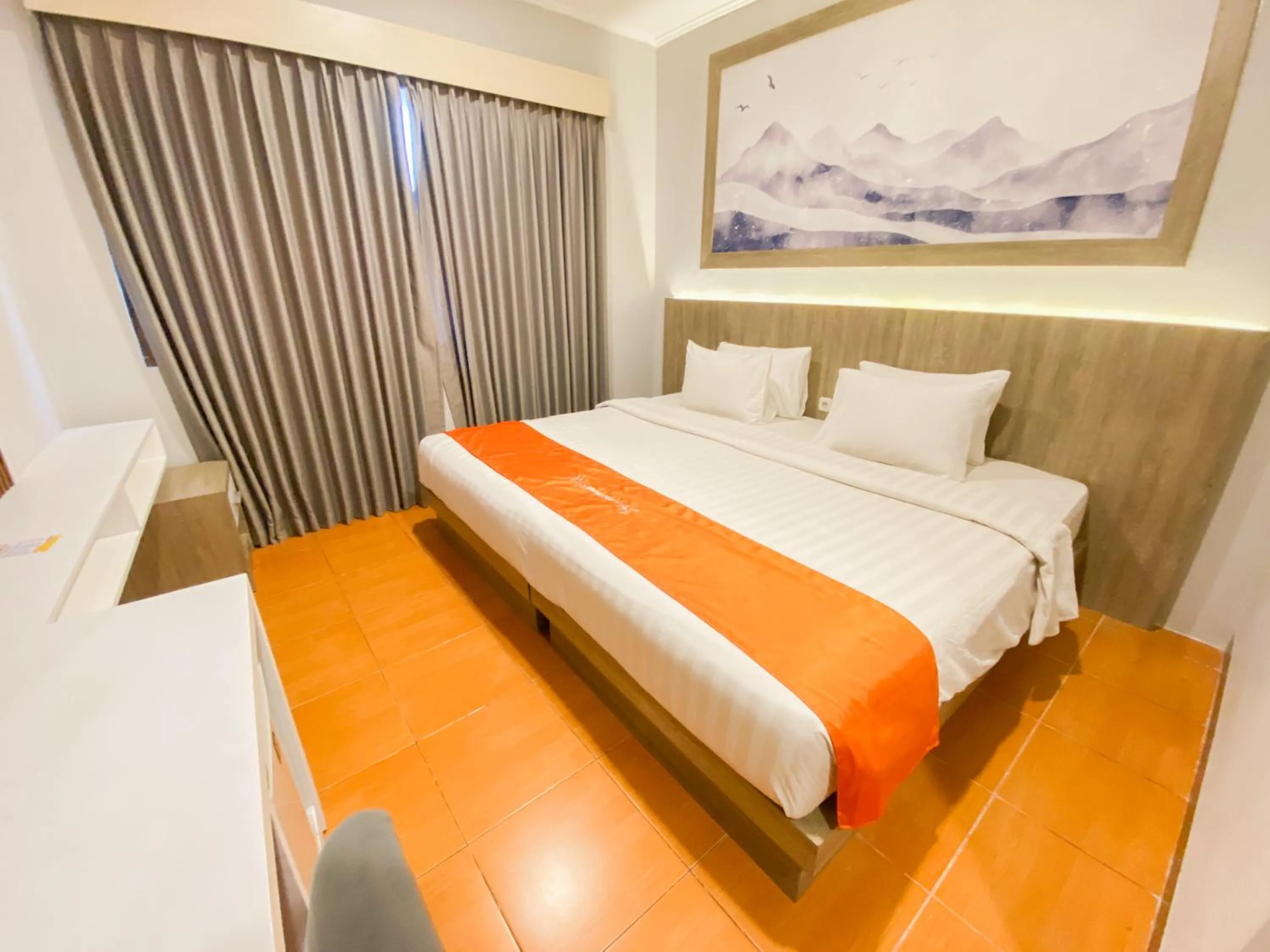 Bed in Front One HK Resort Simpang Lima