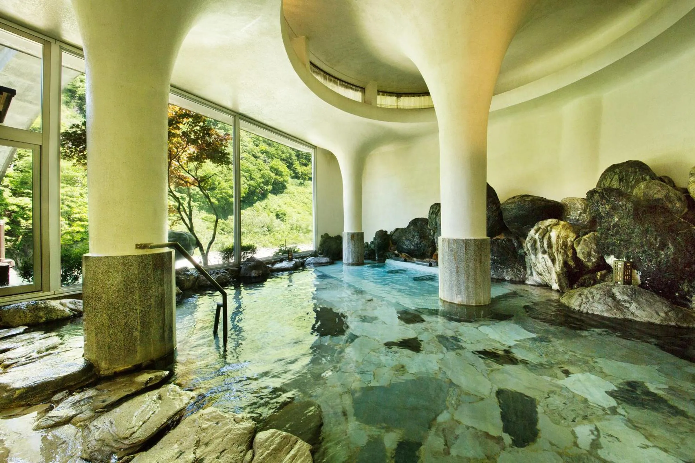 Hot Spring Bath in Kurobe UnazukiOnsen Togen